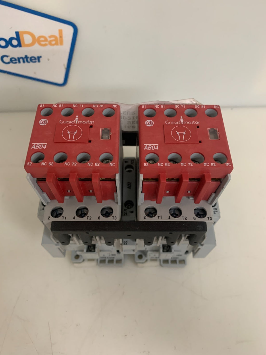 ALLEN BRADLEY GUARD MASTER COMPLETE DEVICE SAFETY CONTACTOR 104S-C30D210C