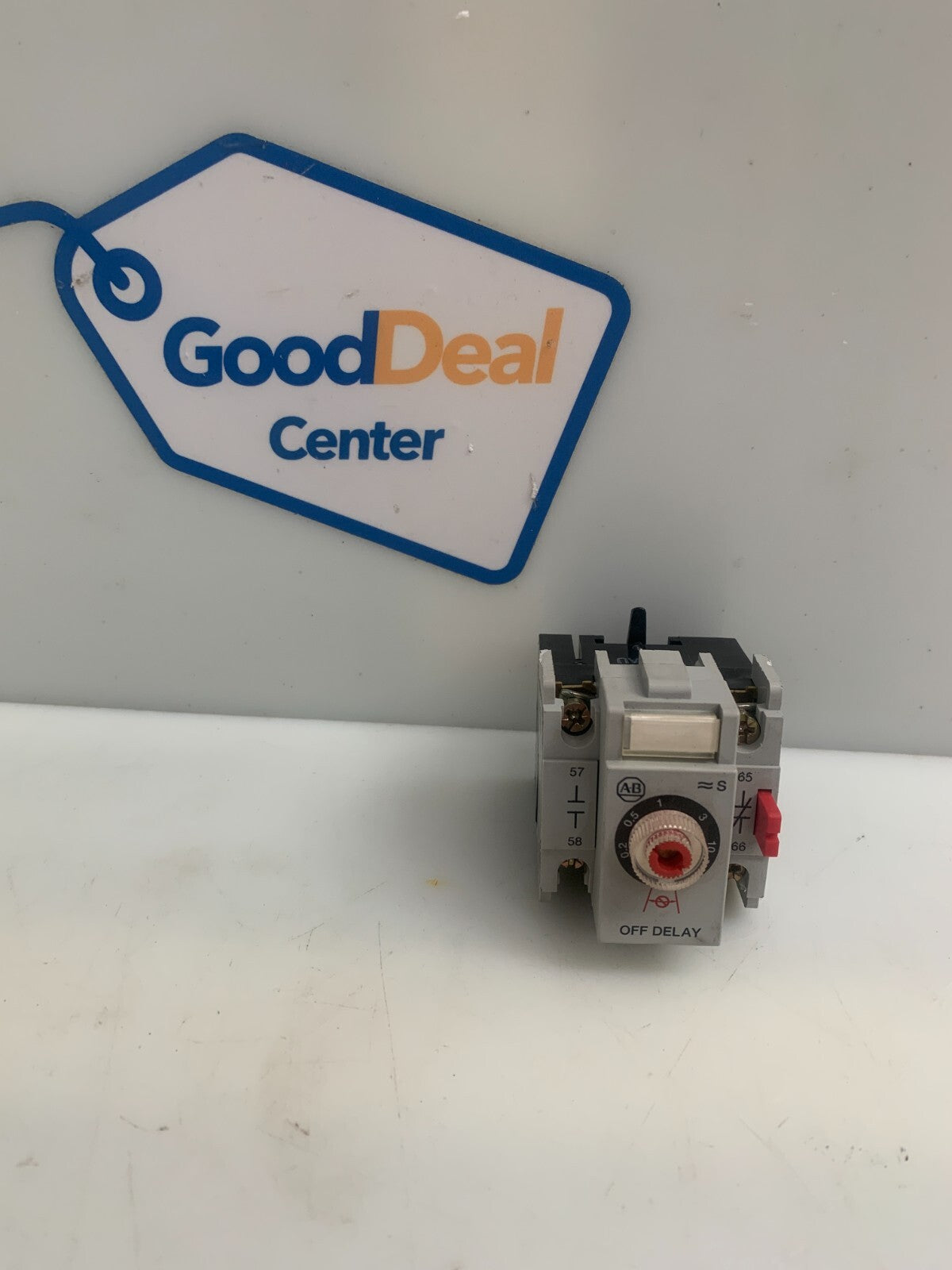 ALLEN BRADLEY 196-FTB Off Delay Switch0