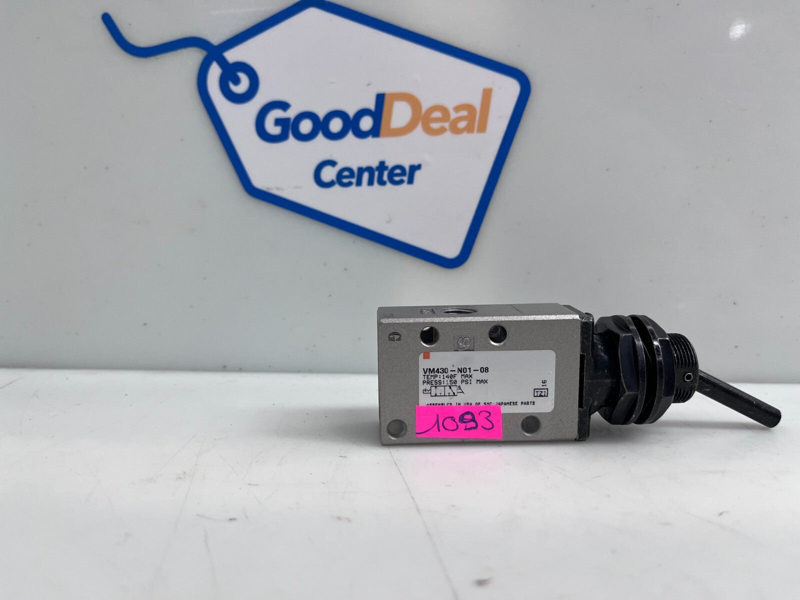 SMC VM430-N01-08 Mechanical Valve