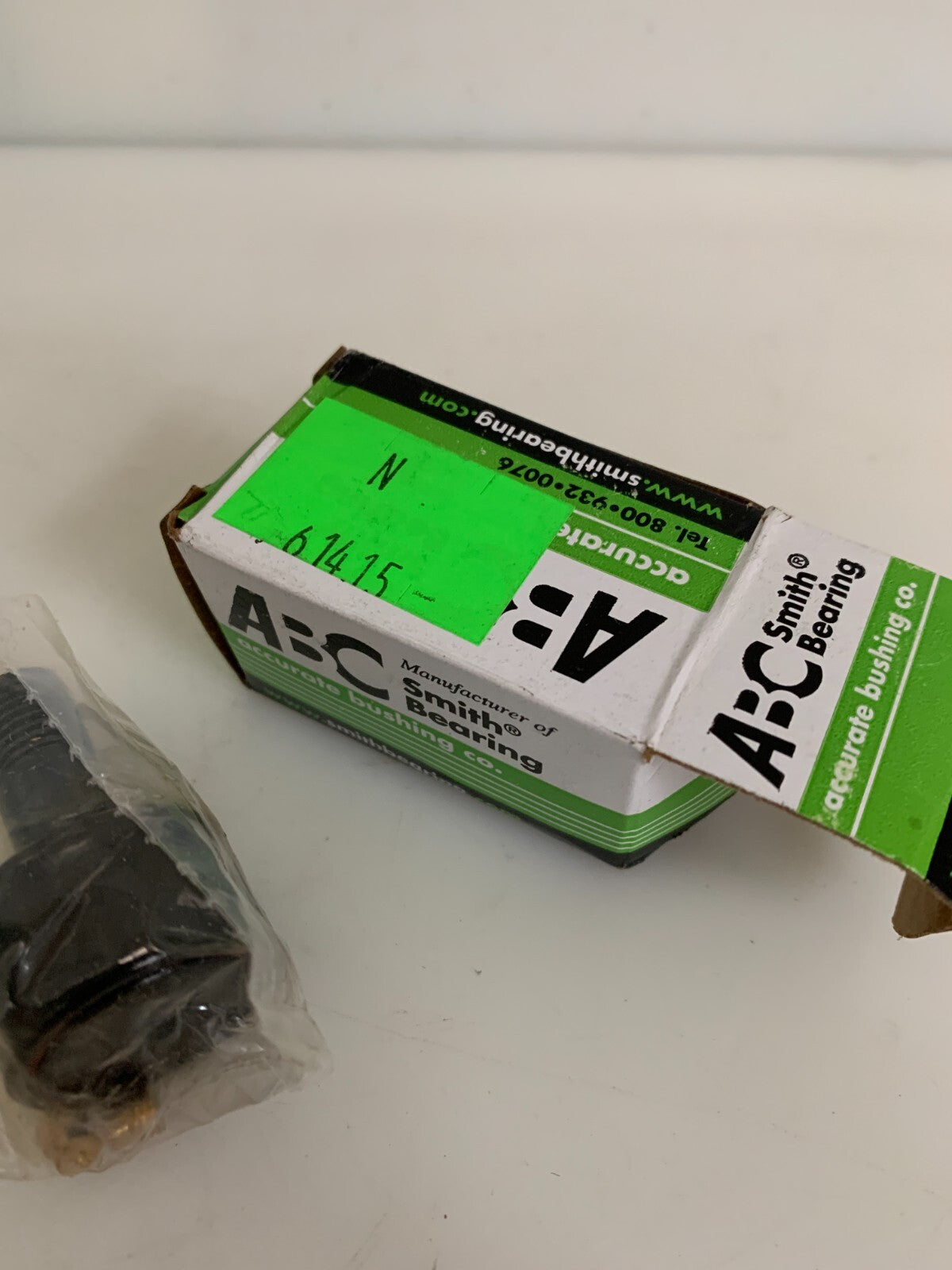LOT OF 4 SMITH BEARING NEEDLE BEARING CAM FOLLOWER CR-1-XC