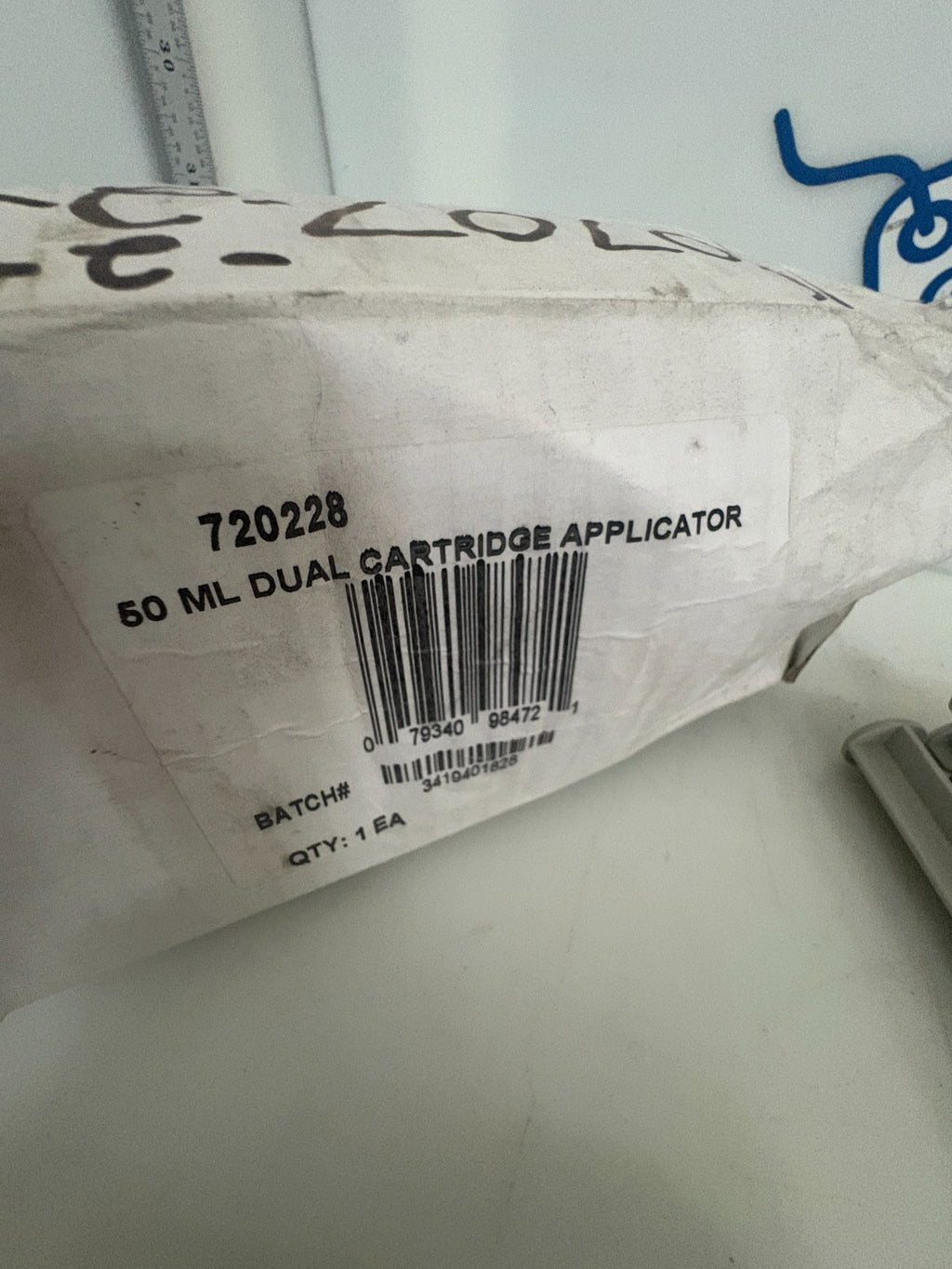 LOCTITE DUAL CARTRIDGE APPLICATOR 720228 2