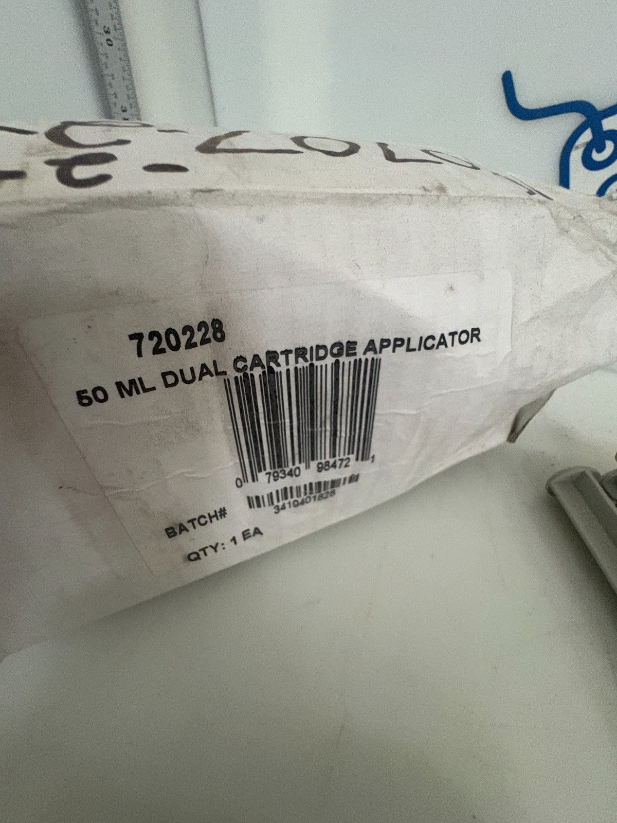 LOCTITE DUAL CARTRIDGE APPLICATOR 720228 2