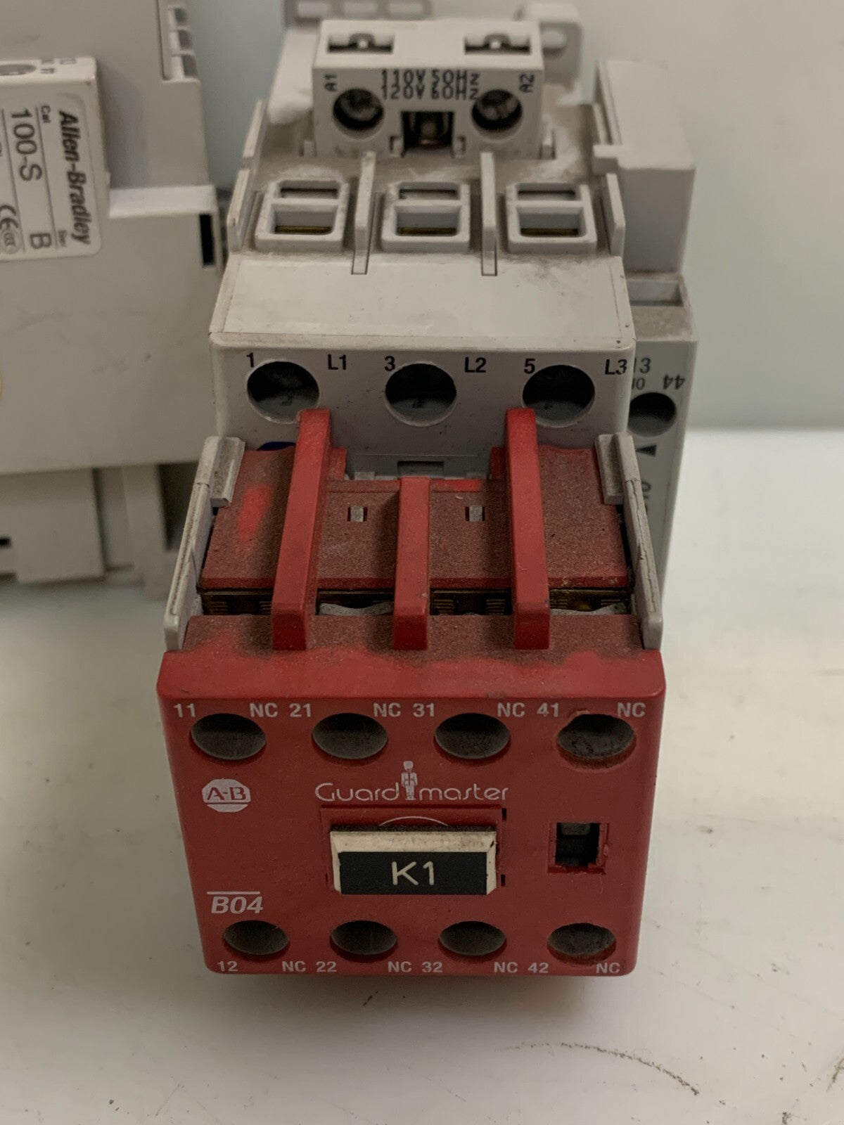Allen-Bradley 100S-C30D14C Contactor Ser C