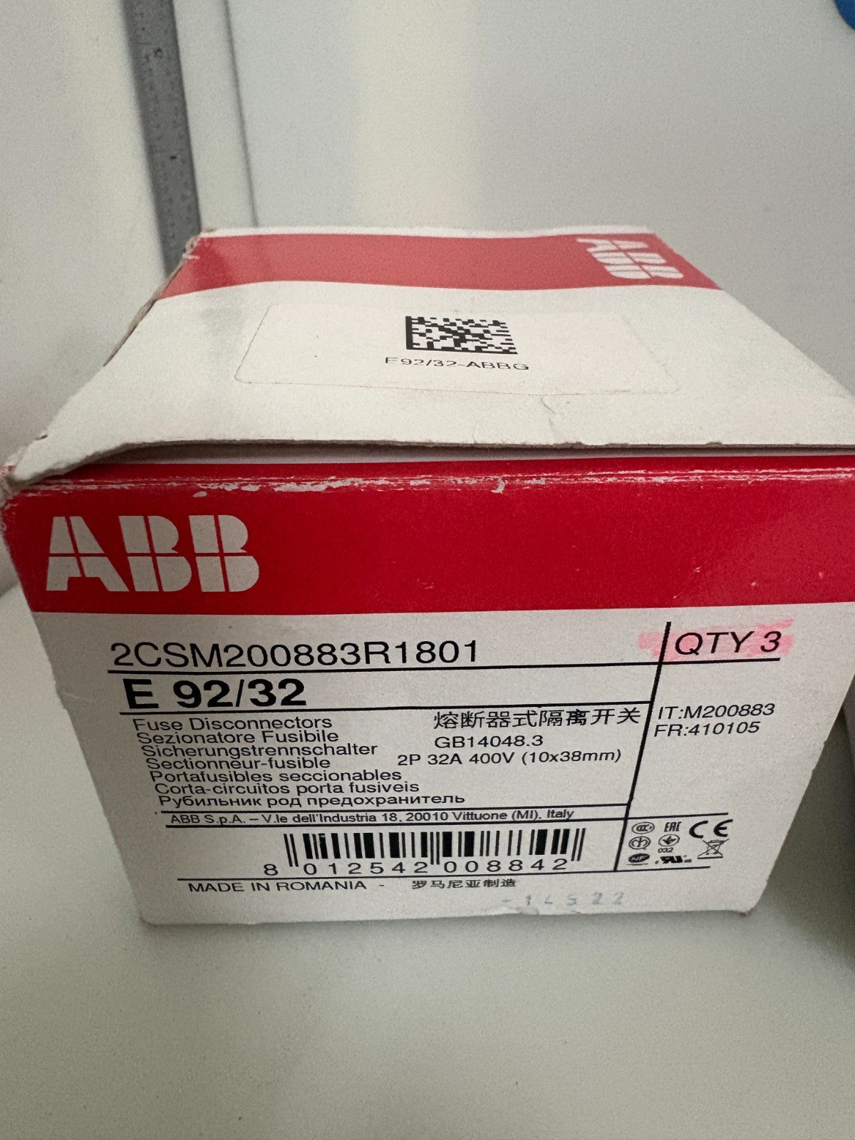 ABB FUSE DISCONNECTOR E 92/32 2 CSM200883R1801 3 PER BOX