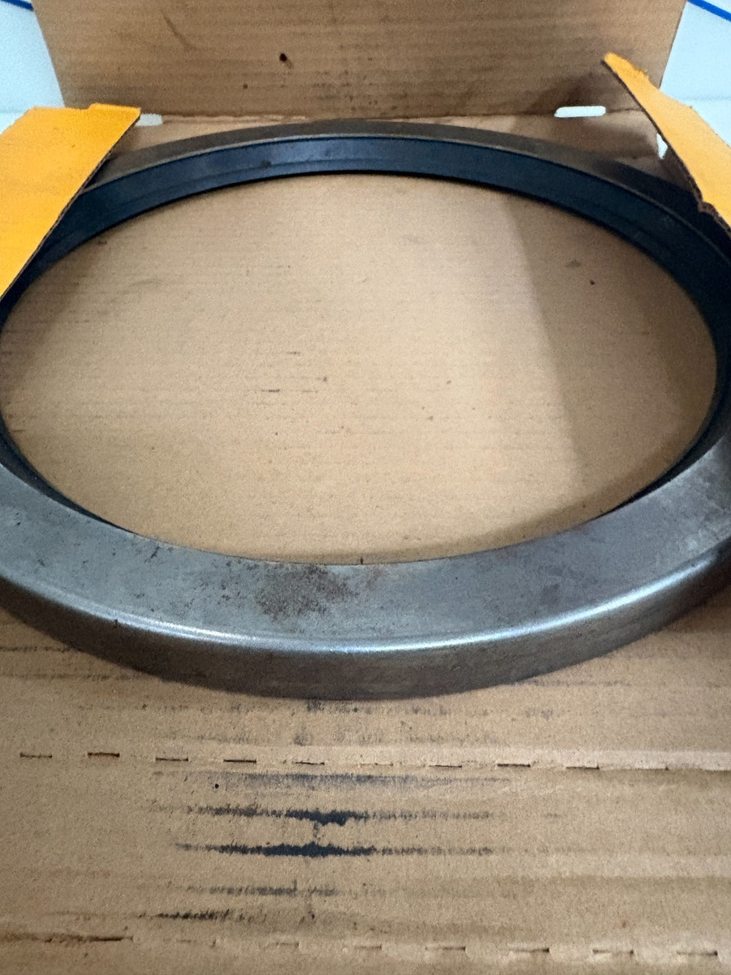 GARLOCK KLOZURE MODEL 53 OIL SEAL 21086-3989 53X39891