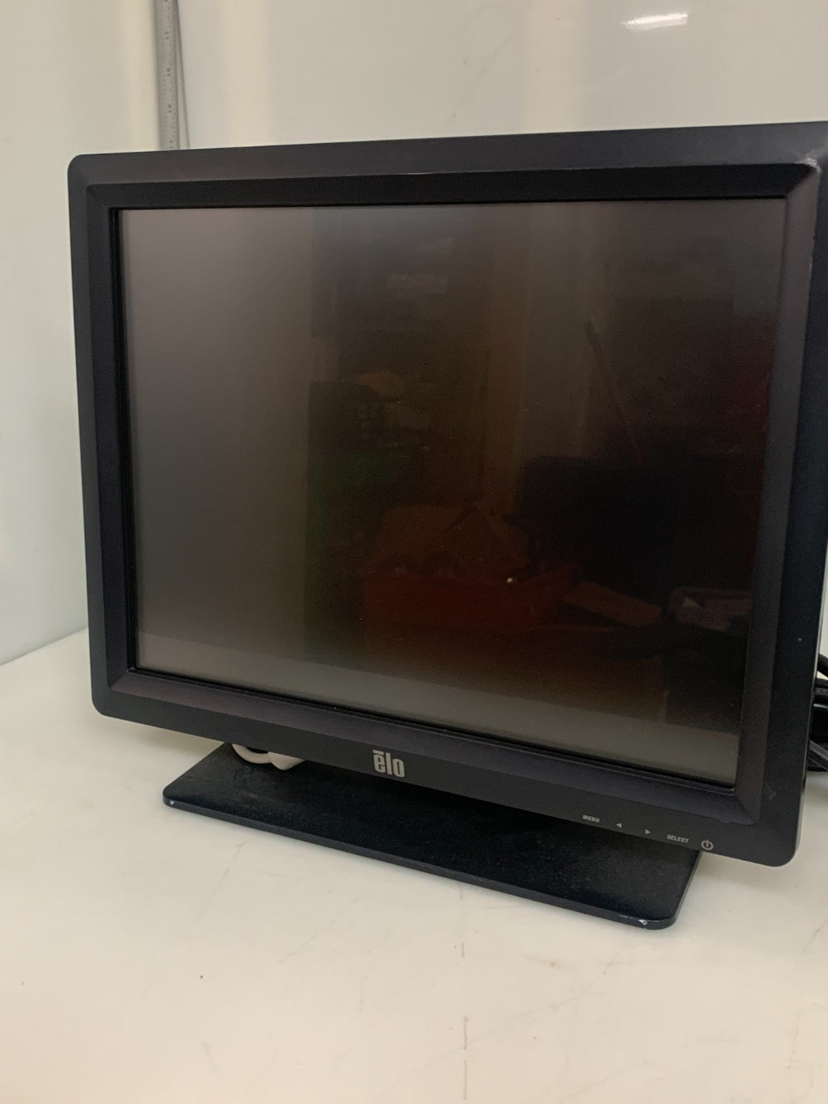 ELO TOUCHSCREEN DISPLAY MONITOR #E344758 ET1517L-8CWB-1-BL-G0