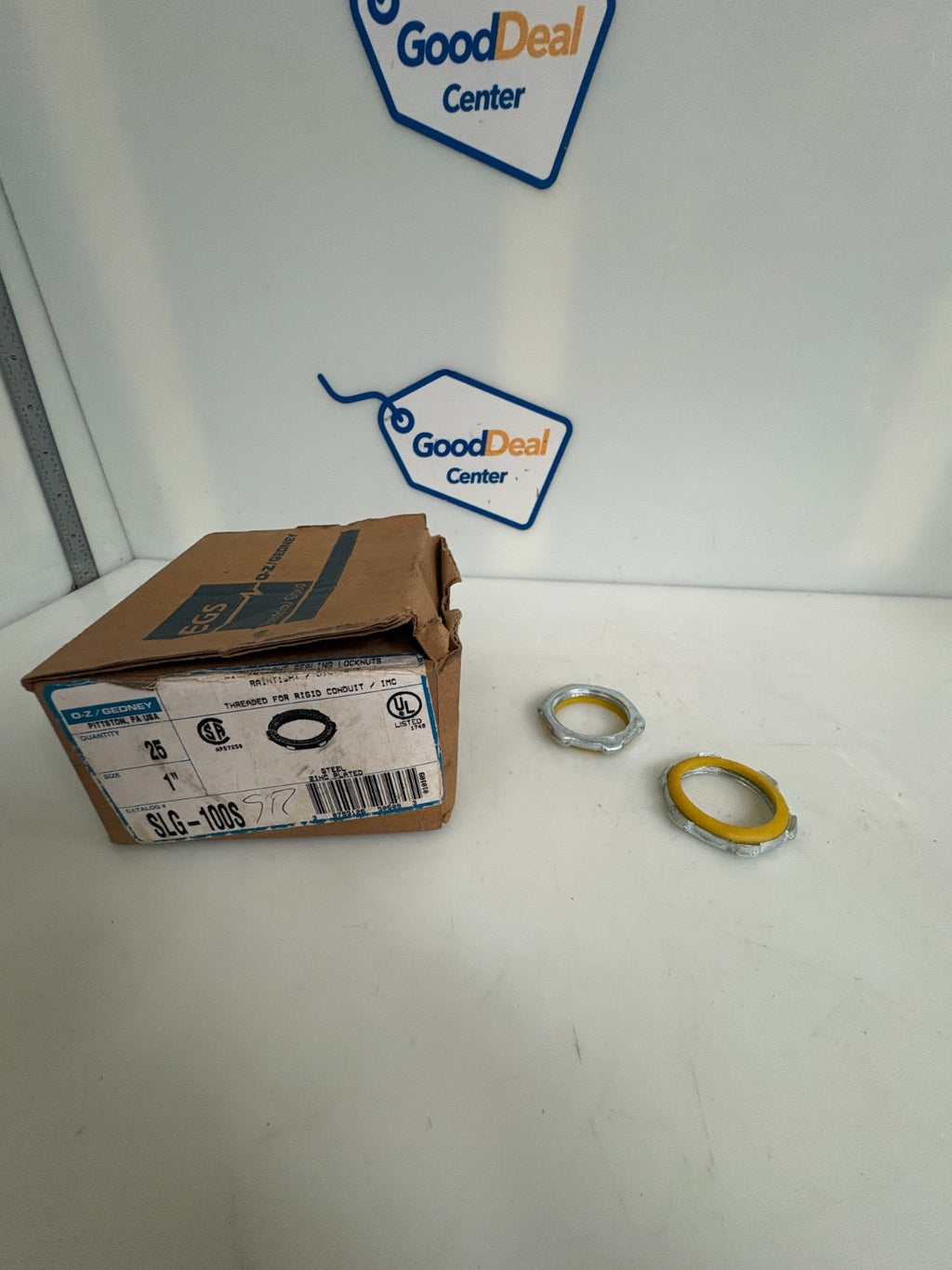 LOT OF 16 0-Z/GEONEY 1" LIQUIDTIGHT SEALING LOCKNUTS SLG-100S