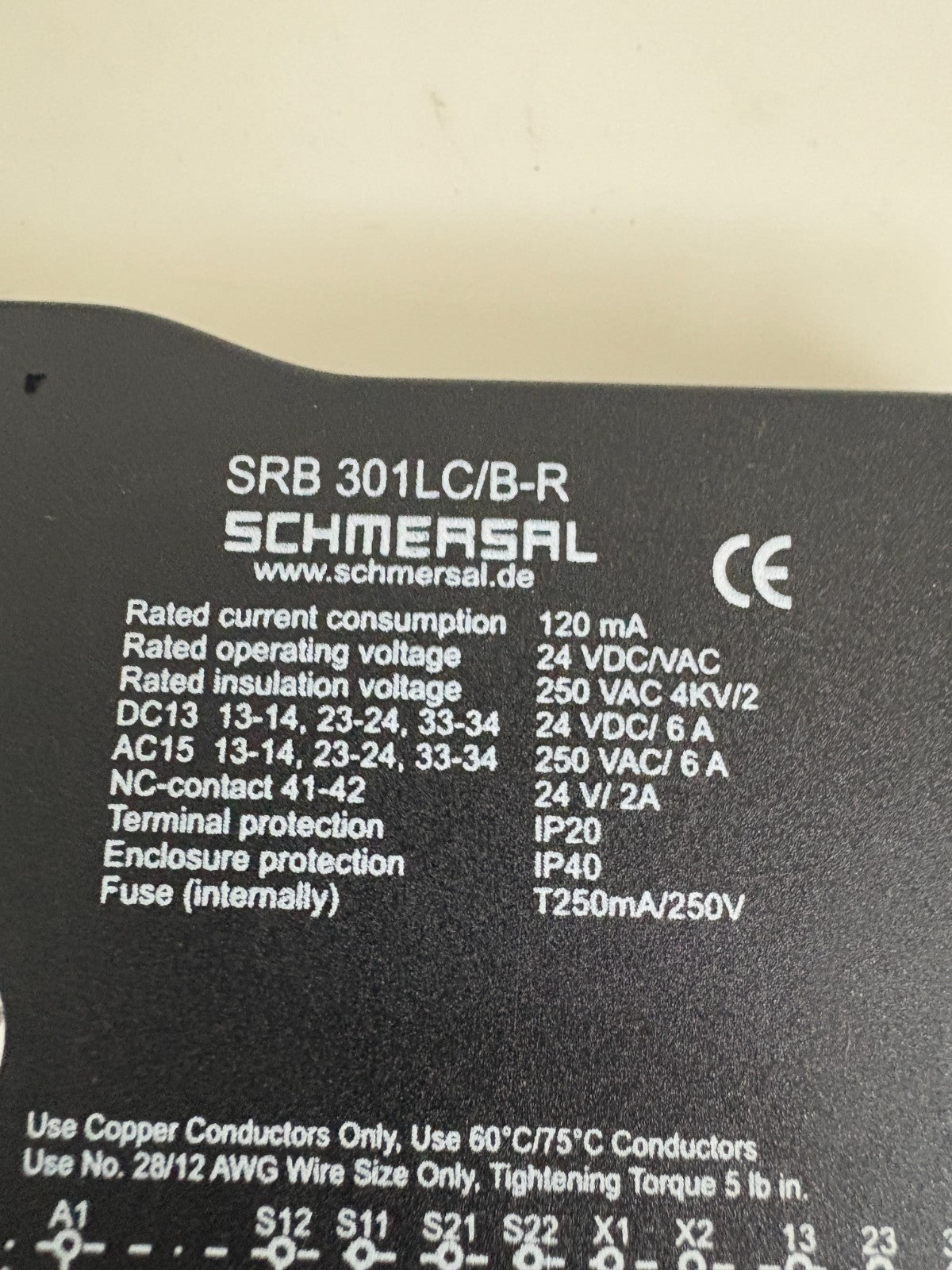 SCHMERSAL SAFETY RELAY SRB 301LC/B-R
