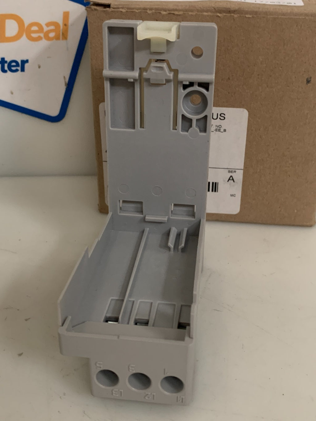 LOT OF 2 ALLEN BRADLEY DIN RAIL PANEL ADAPTOR 193-EPB SER A