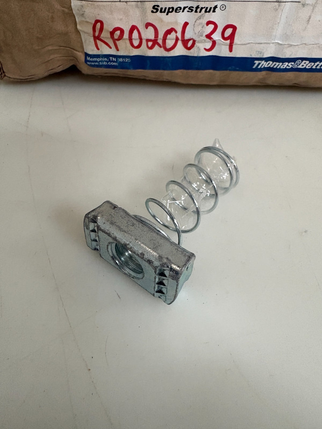 THOMAS & BETTS SUPERSTRUT 1/2" SPRING NUT A100-1/2 EGC 100 PER BOX1