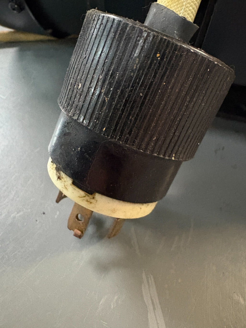 LEESON 1.5 HP MOTOR C145T17FK 41B G121051.00