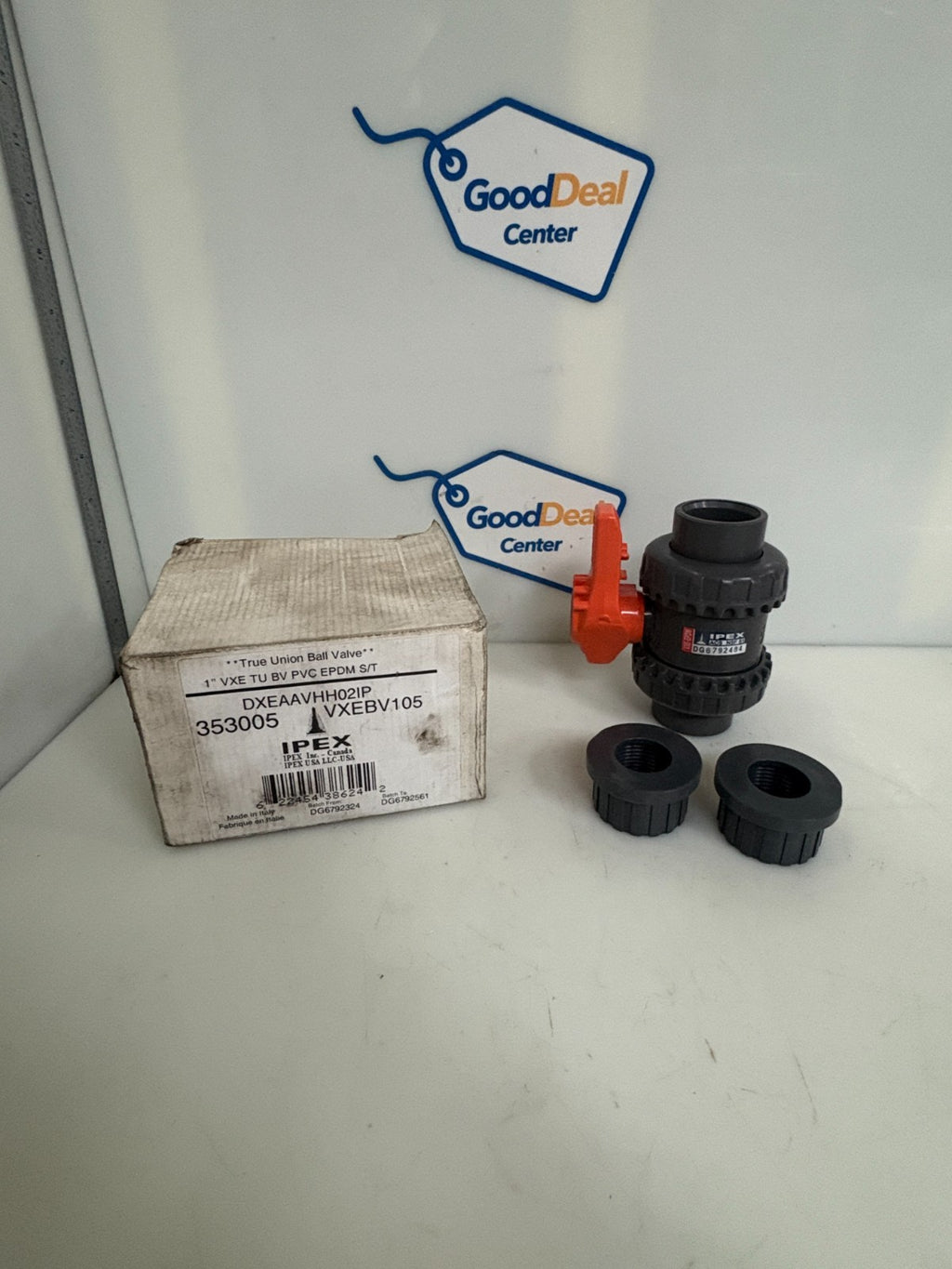 IPEX 1" TRUE UNION BALL VALVE 353005 VXEBV105