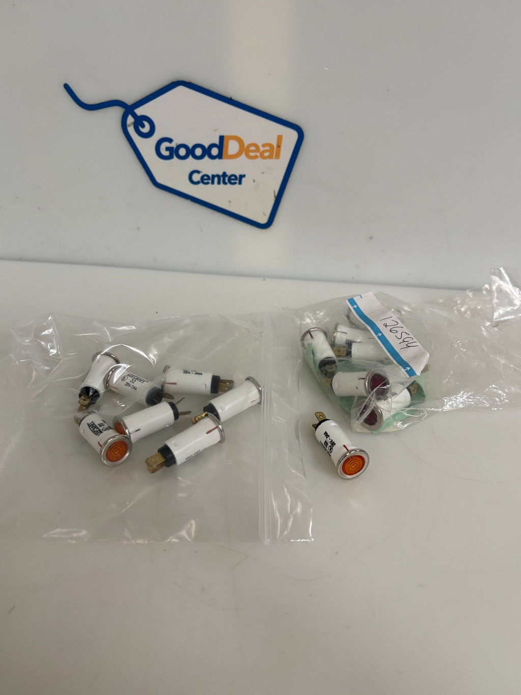 LEECRAFT INDICATOR LIGHT #32 MIX LOT 28V 0.4A 8X RED 8X AMBER0