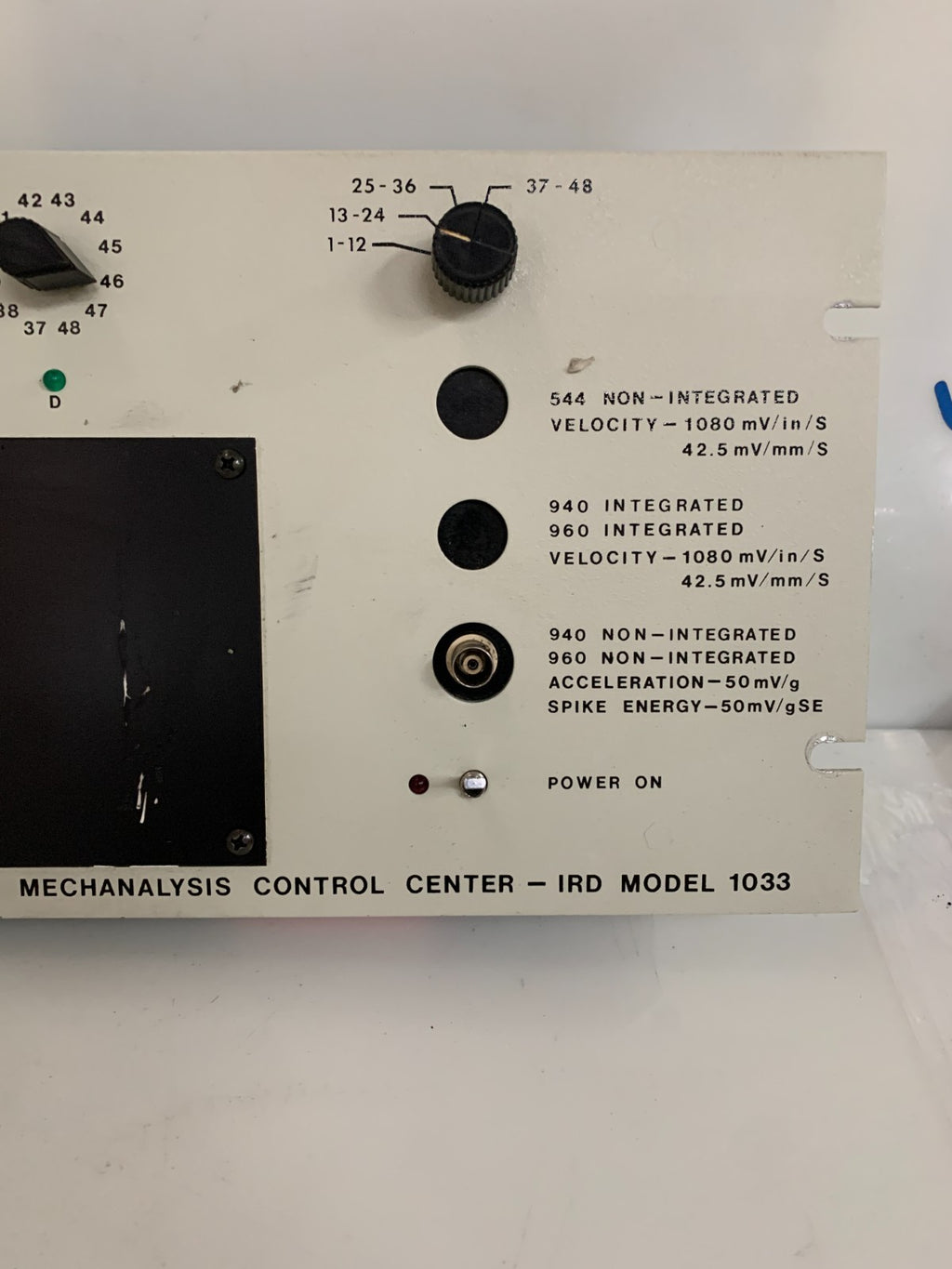 MECHANALYSIS CONTROL CENTER - IRD MODEL 1033 W/CIRCUIT BOARD PCB 31901 D