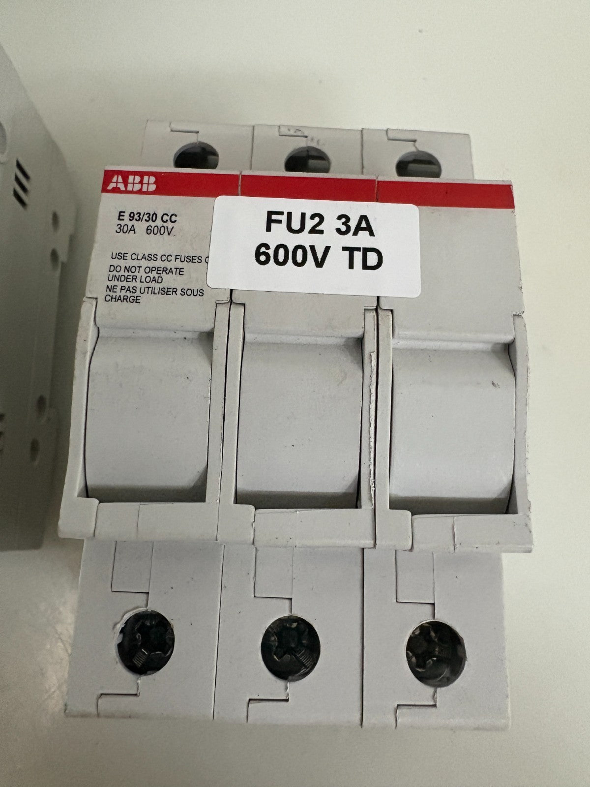LOT OF 3 ABB FUSE HOLDER W/FUSES E 93/30 CC