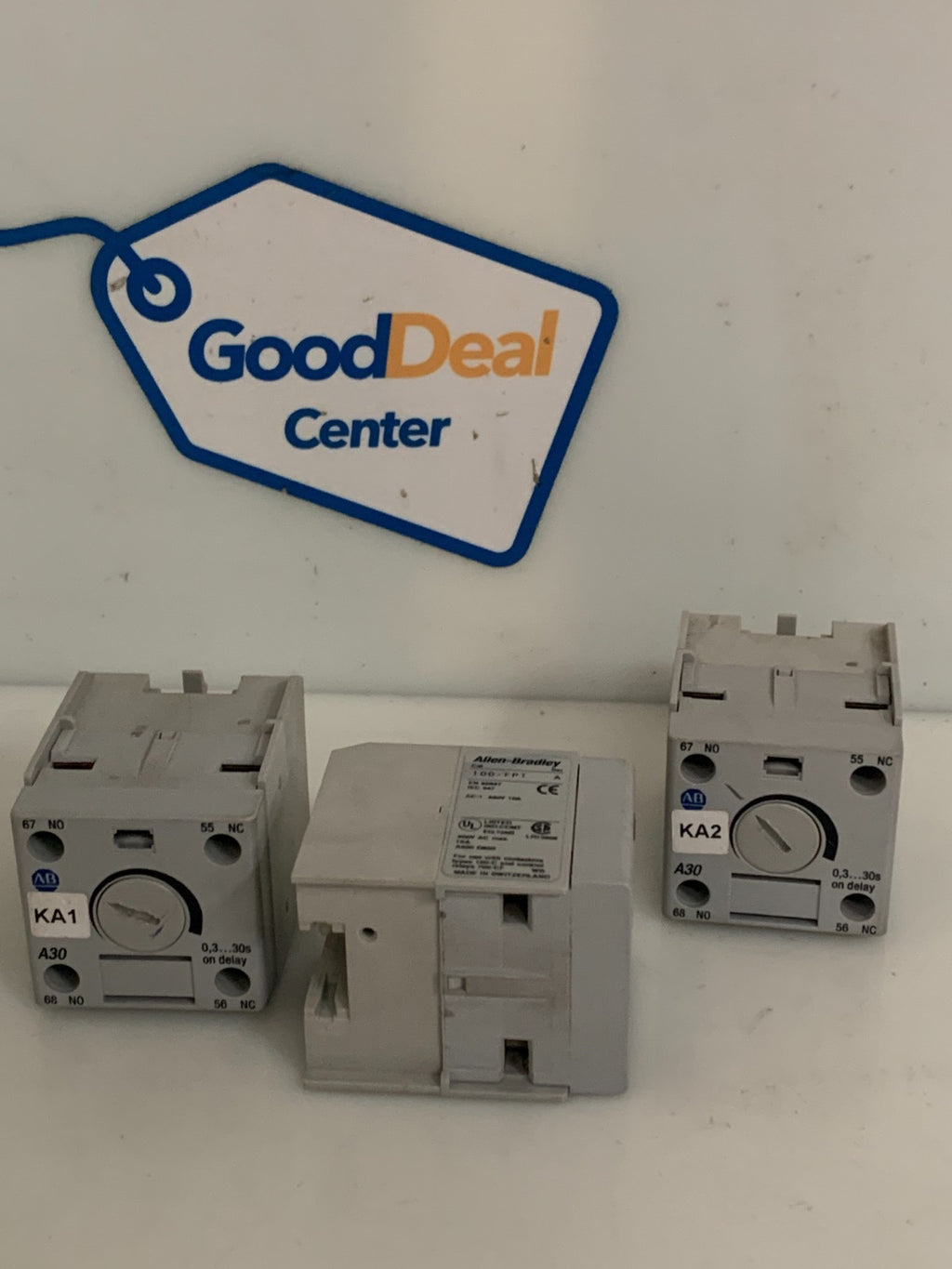 LOT OF 3 ALLEN BRADLEY OFF-DELAY TIMER RELAY #100 FPT SER A