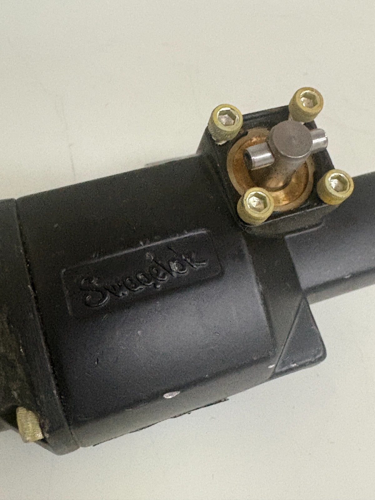 SWAGELOK WHITNEY PNEUMATIC SPRING VALVE ACTUATOR 151 SR2