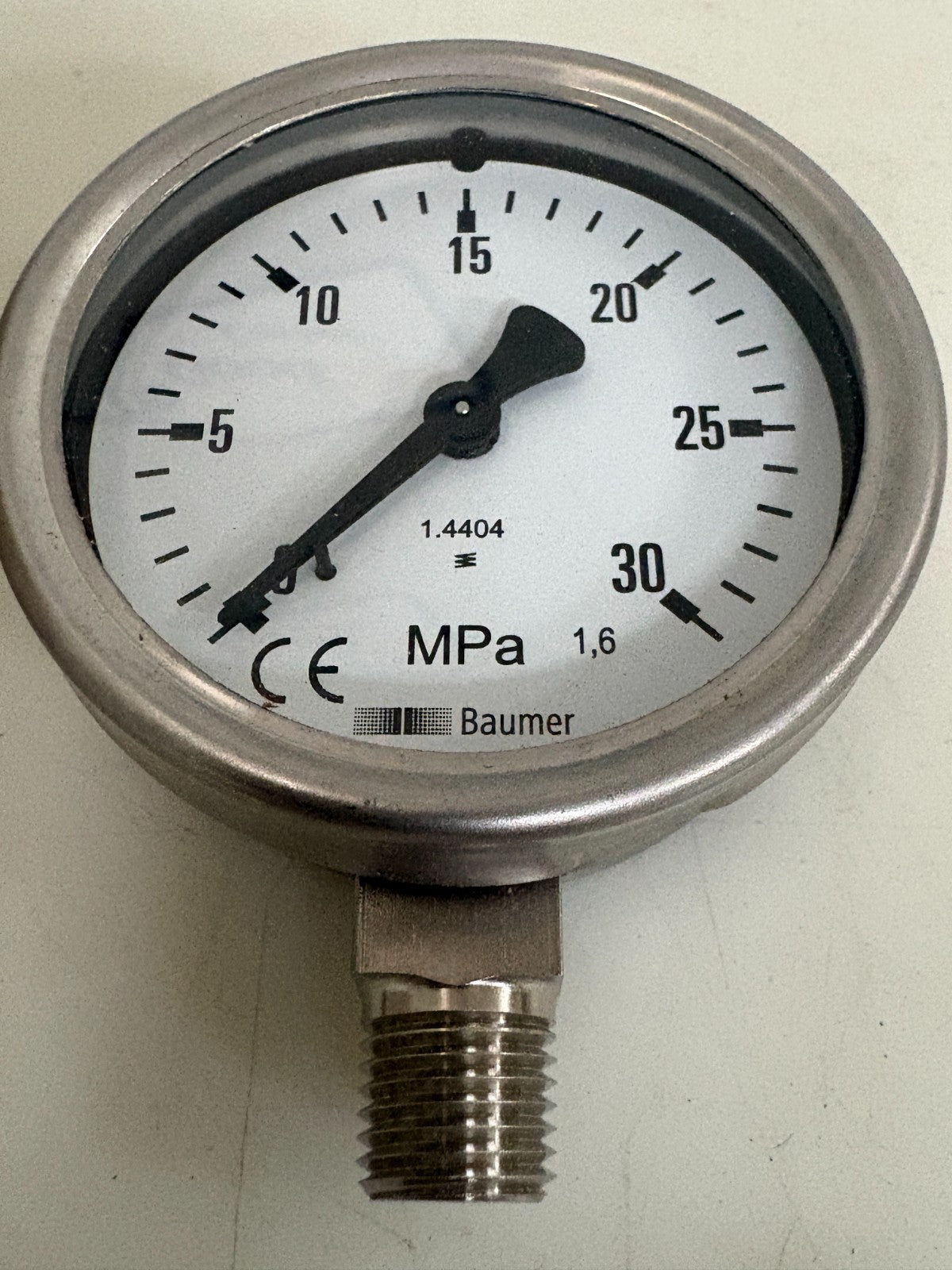 BAUMER 0-30 MPA 2 1/2 GAUGE MEX3D50E361