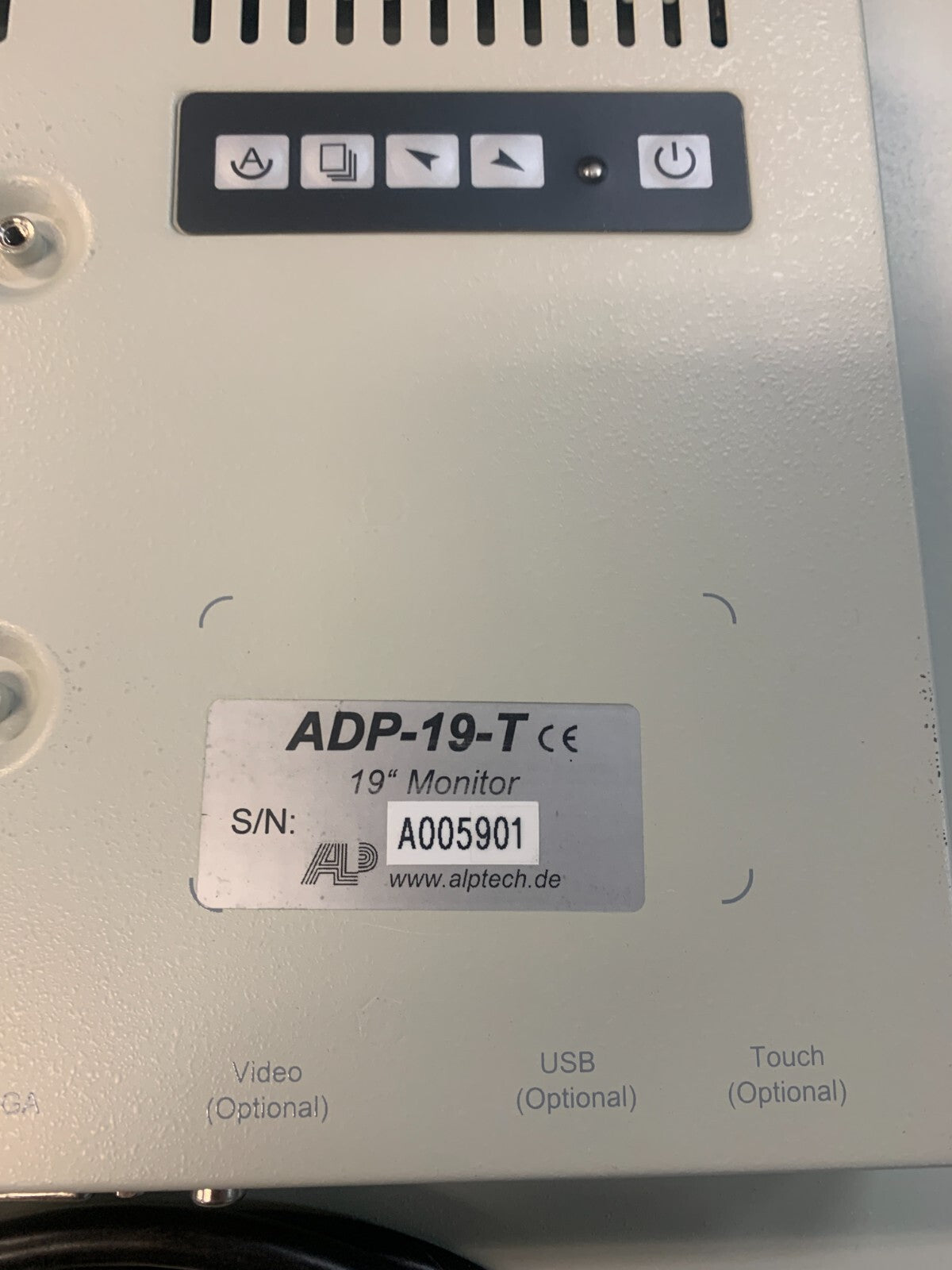 Alptech ADP-19-T LCD 19" Monitor