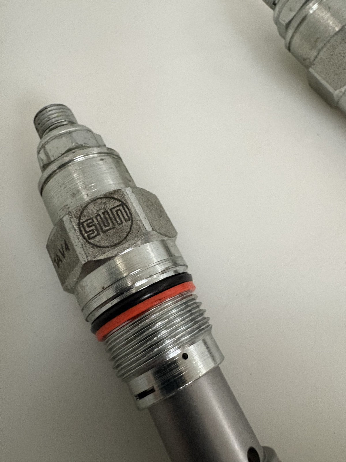 LOT OF 2 SUN HYDRAULICS CARTRIDGE VALVE RPEC LAN3