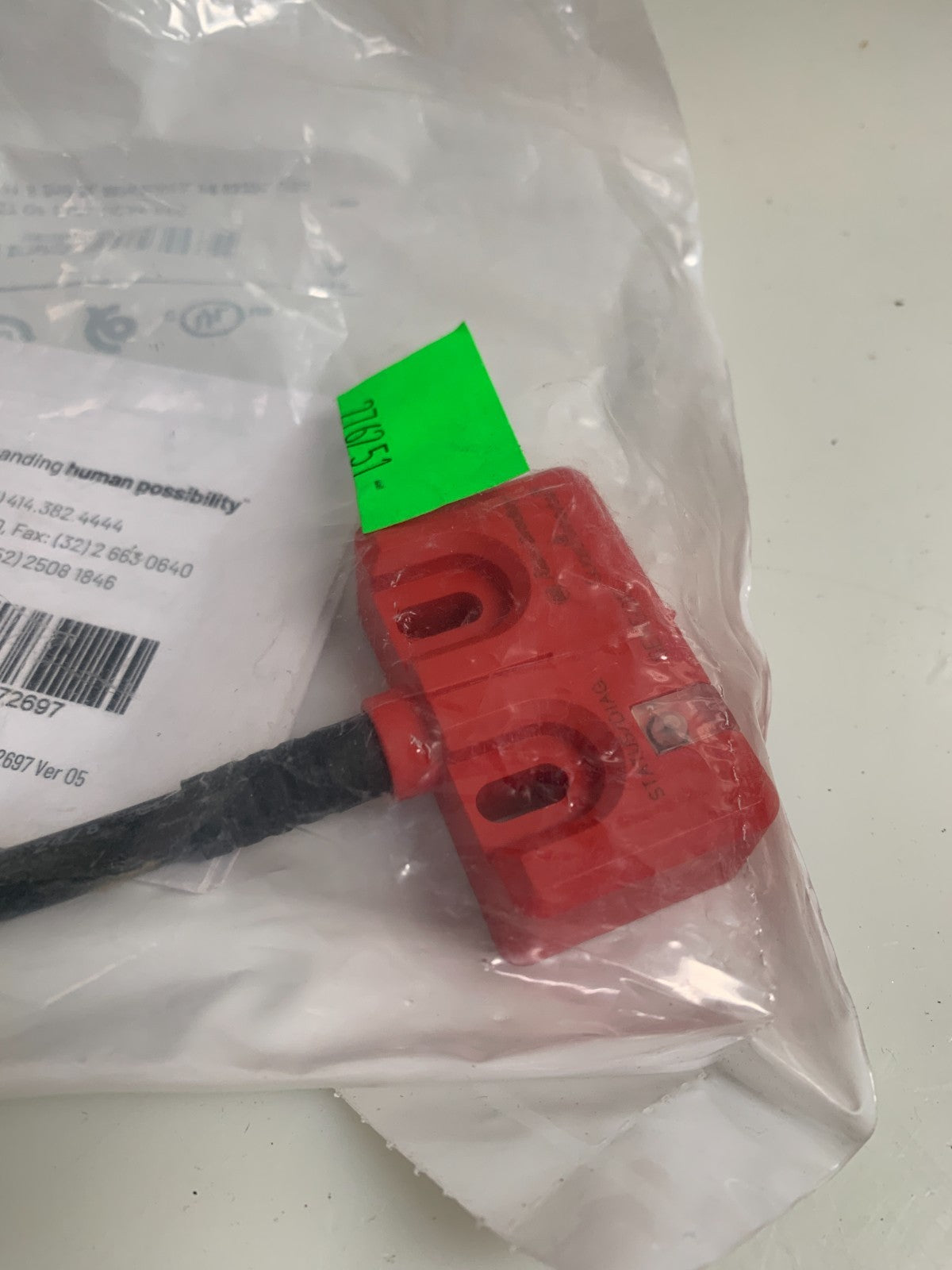 ALLEN BRADLEY   Guardmaster  Non Contact Switch  440N-Z21W1PH