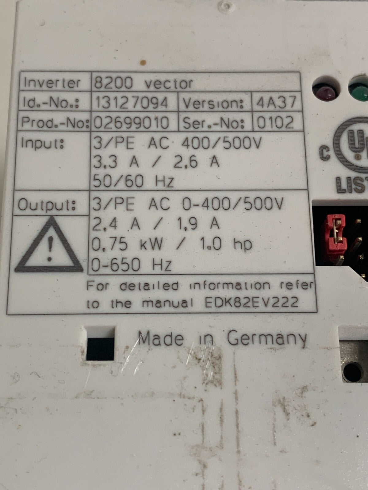 LENZE 8200 VECTOR D-31855 AERZEN ID#13127094  E82EV751-4C INPUT 3/PE AC 400/500V