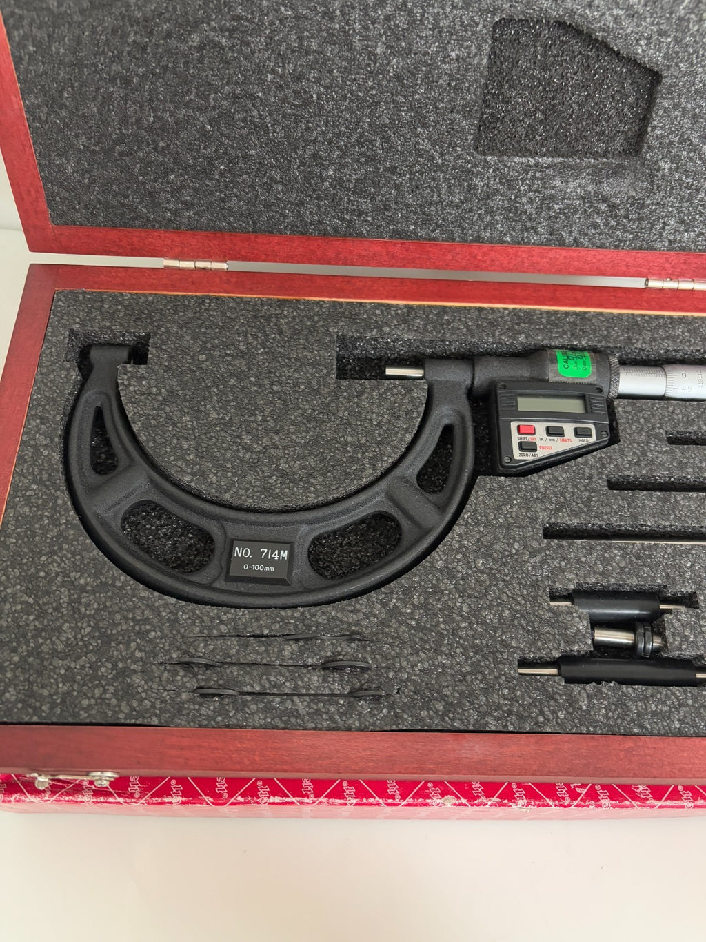 STARRETT ELECTRONIC INTERCHANGEABLE ANVIL MICROMETER 714 MEAAFLZ