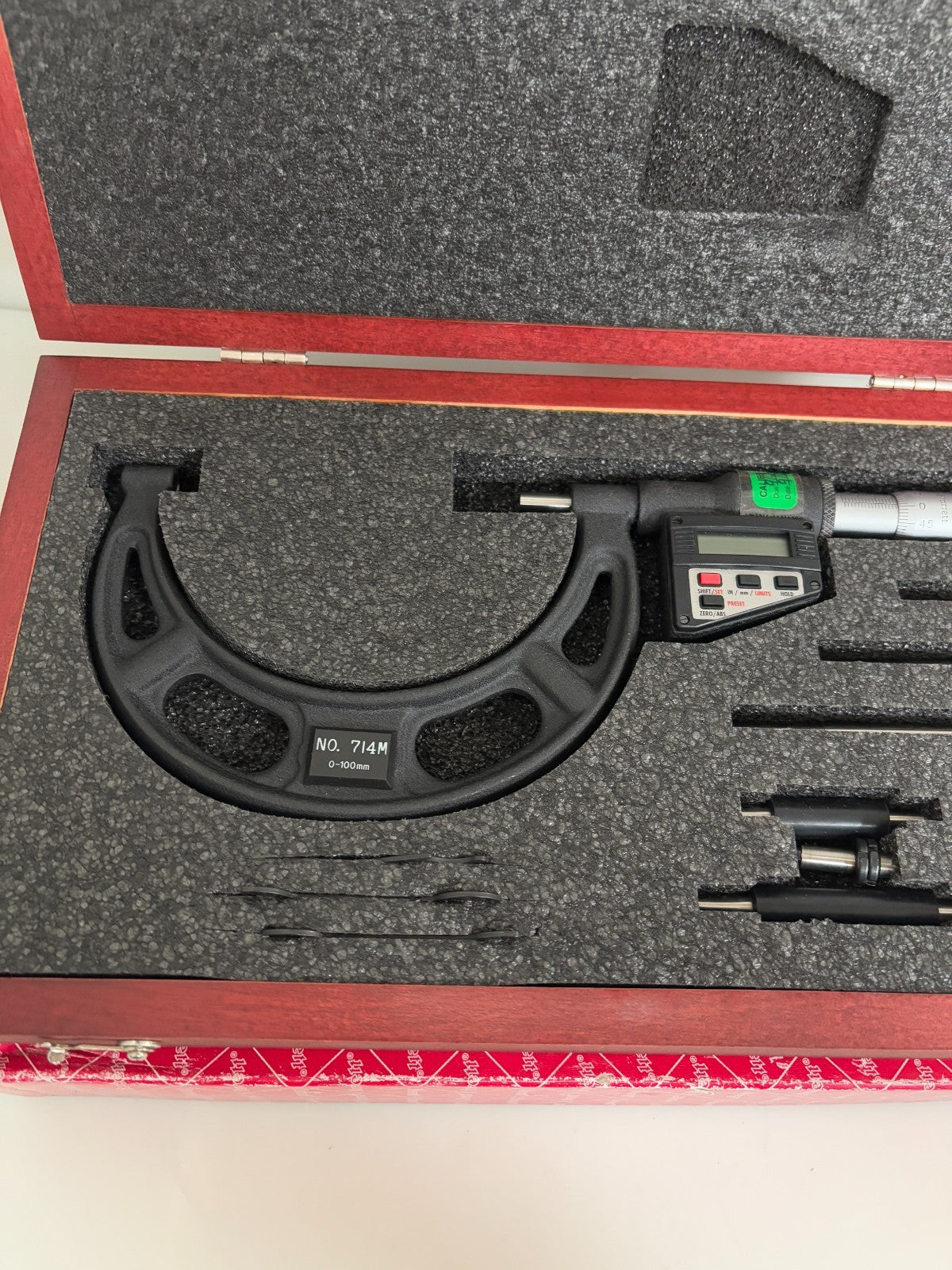 STARRETT ELECTRONIC INTERCHANGEABLE ANVIL MICROMETER 714 MEAAFLZ