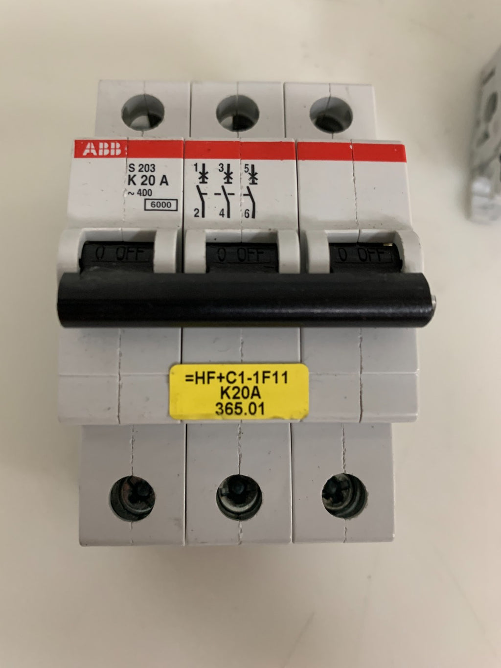 LOT OF 2  ABB CIRCUIT BREAKER K20A S203-K20