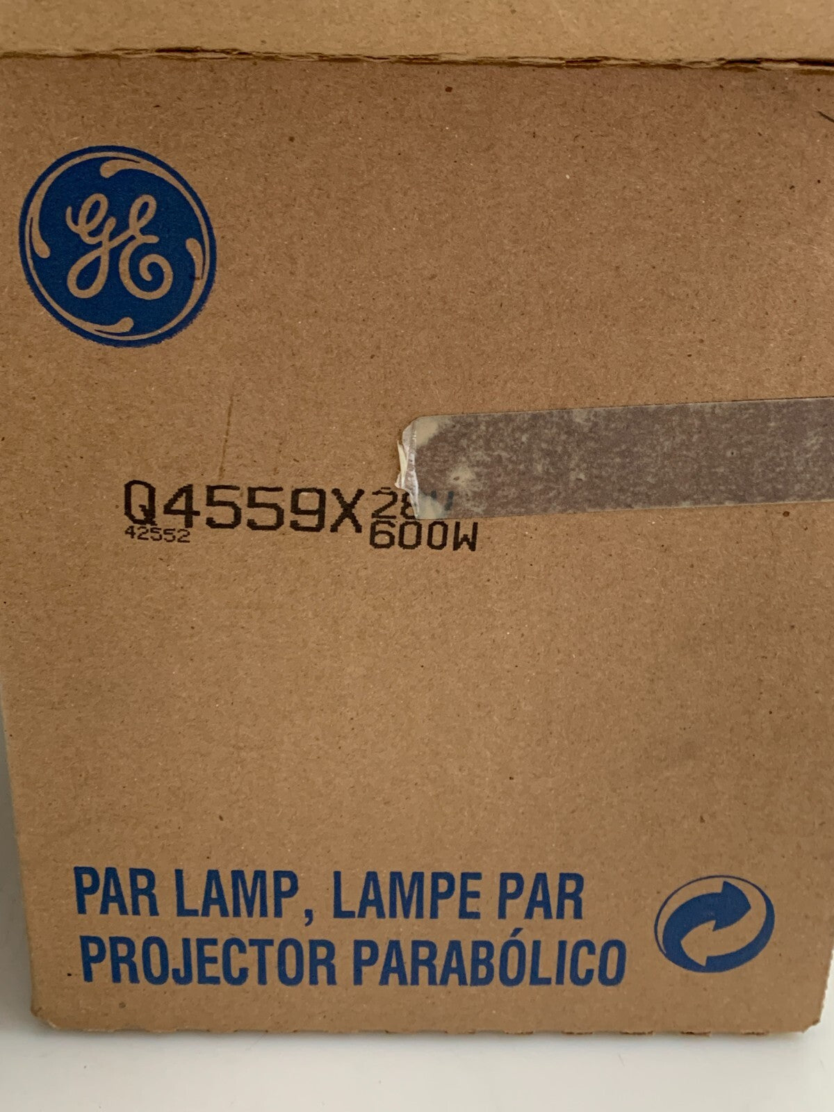GE AIRCRAFT LANDING LIGHTS 28V 600W SEALED BEAM Q4559X 2 AVAILABLE1