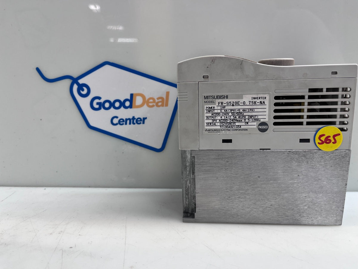Mitsubishi S500 FR-S520E-0.75K-NA Inverter, 4.1Amp, 200-240Vac1