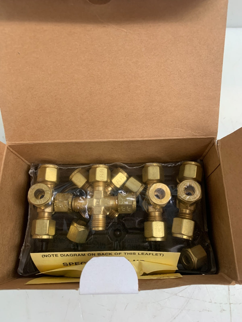 PARKER  4-KBZ-B  Brass Union Cross   (Box of 5)1