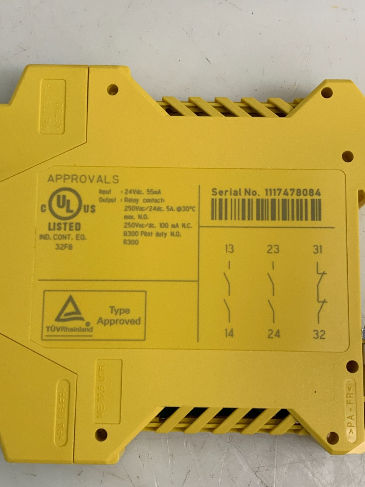 PHOENIX CONTACT PSR-FSP-2X1 Safety Relay1