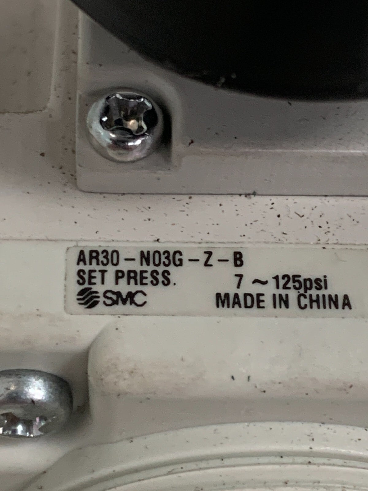 LOT OF 4 SMC REGULATOR W/GAUGE ARSO-N03G-Z-B, 7-125psi