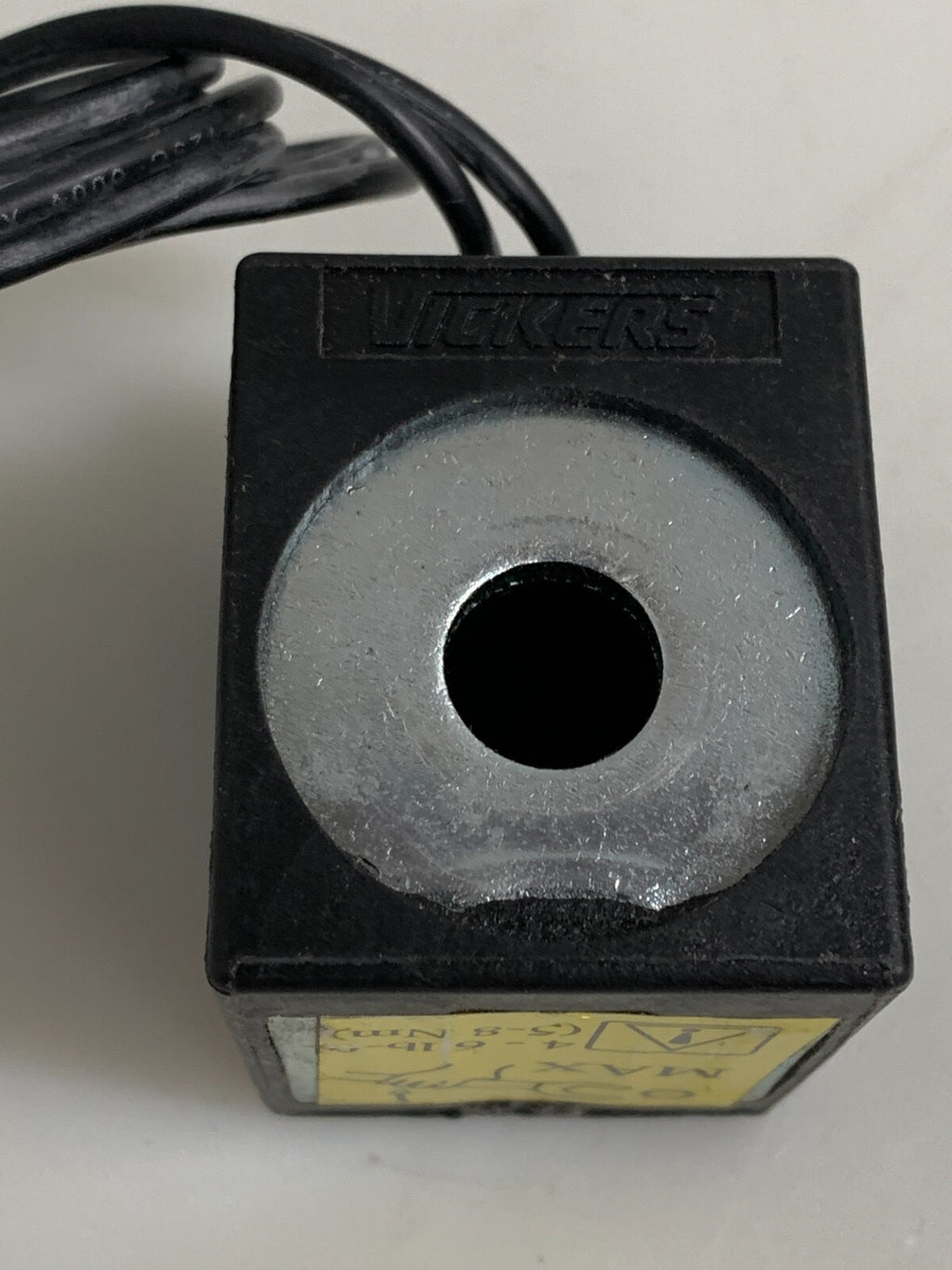 VICKERS SOLENOID COIL 24VDC 02-178065