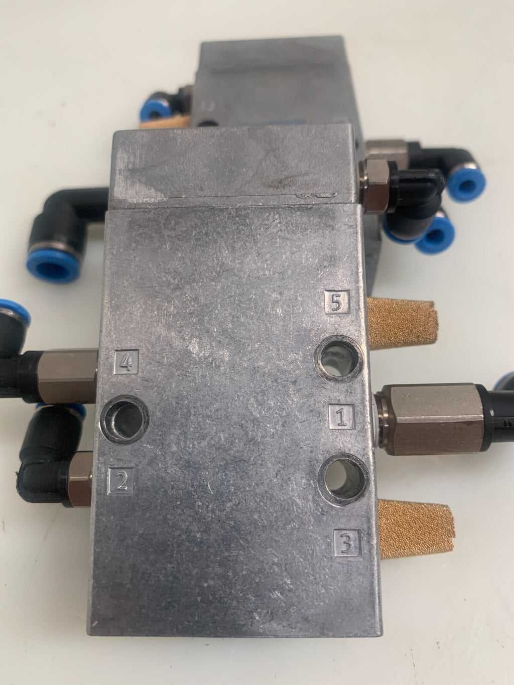 FESTO VL-5-1/8   VL51/8  Pneumatic Valve 9764 (Lot of 2)