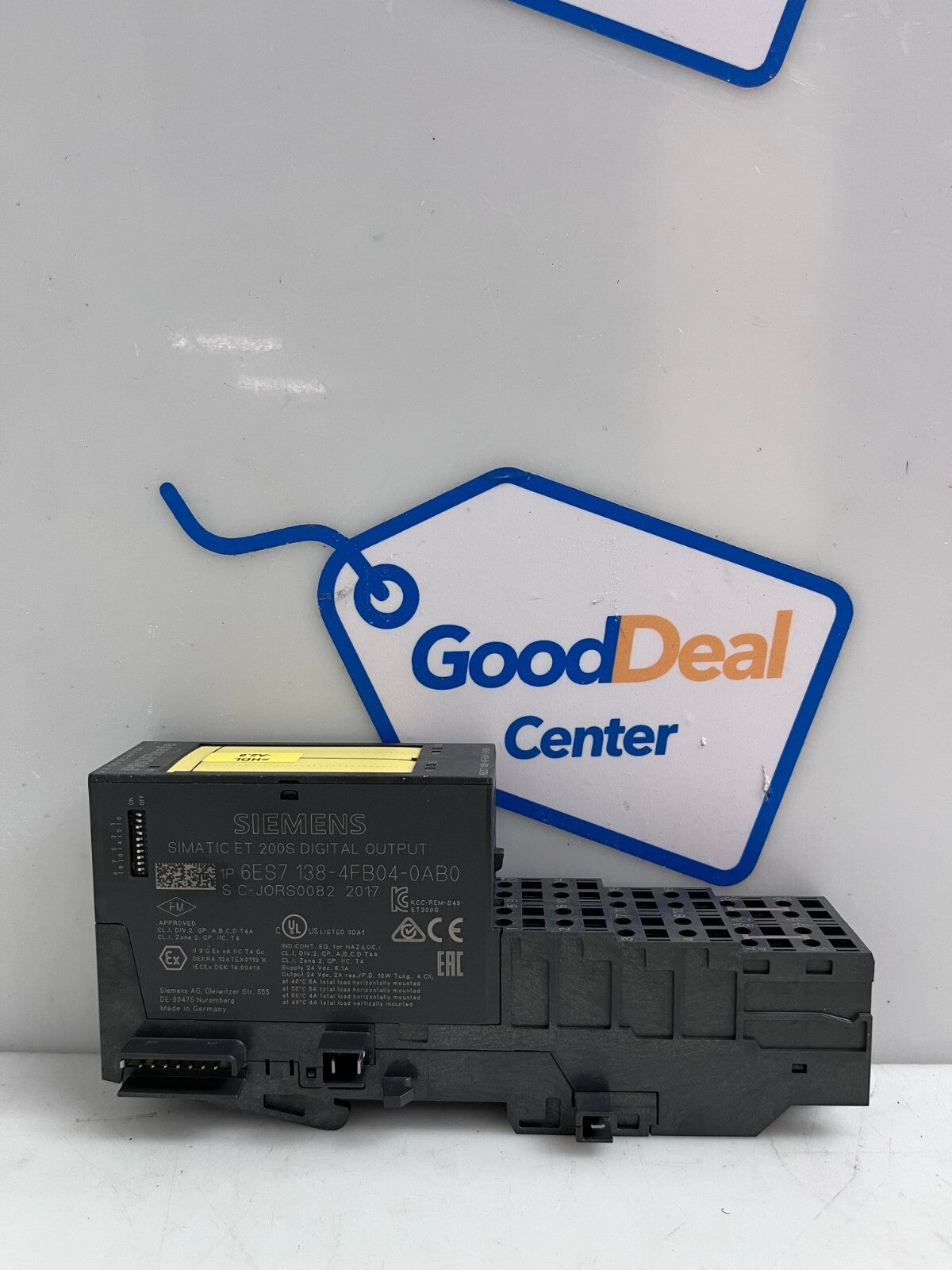 SIEMENS / SIMATIC ET 200S Output Module 1P 6ES7 138-4FB04-0AB0