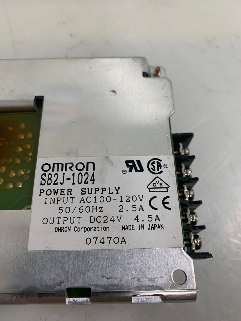 OMRON POWER SUPPLY S82J-1024