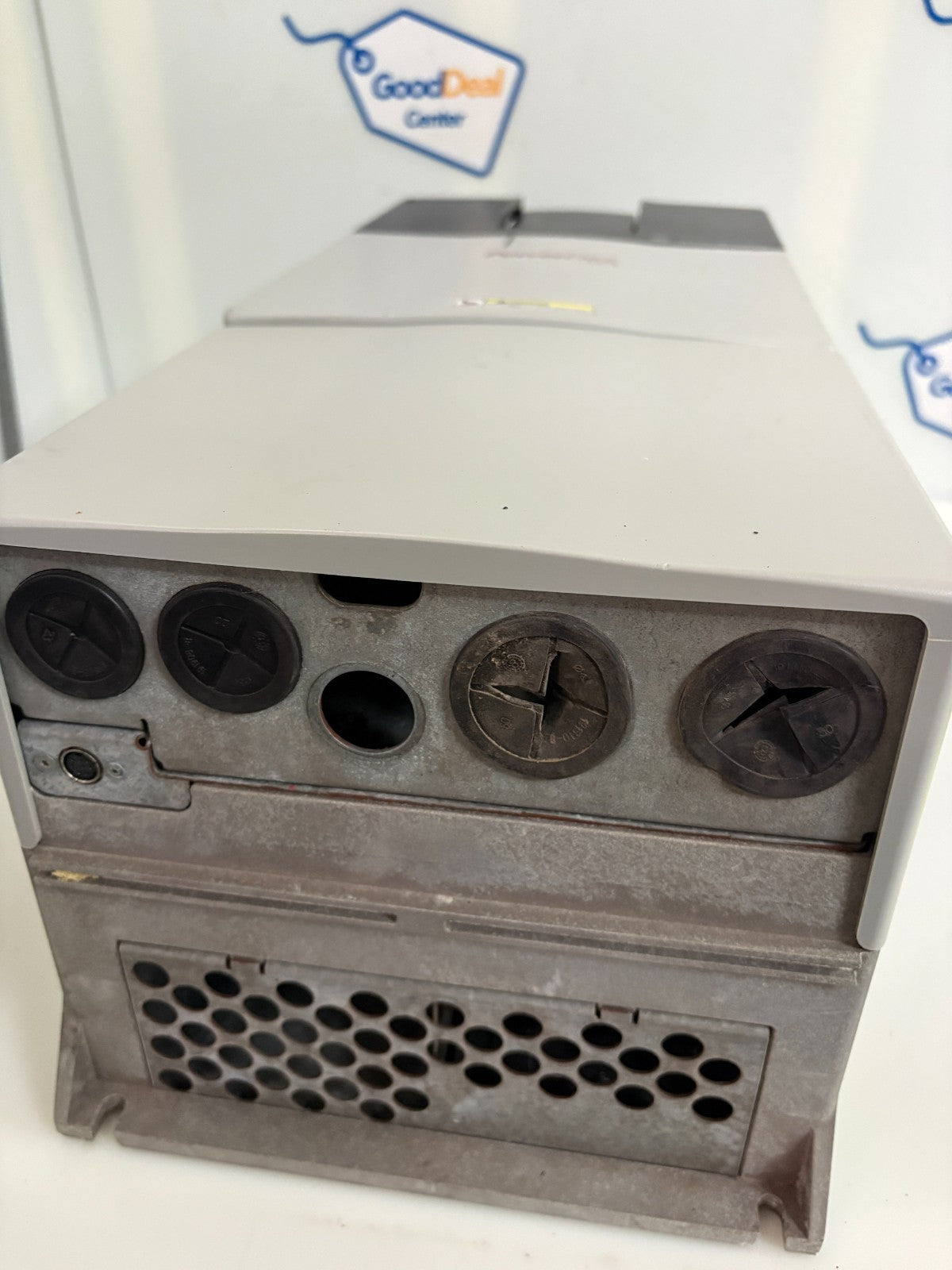 ALLEN BRADLEY POWERFLEX 700 30HP DRIVE 20B D 040 A O AYNANDO