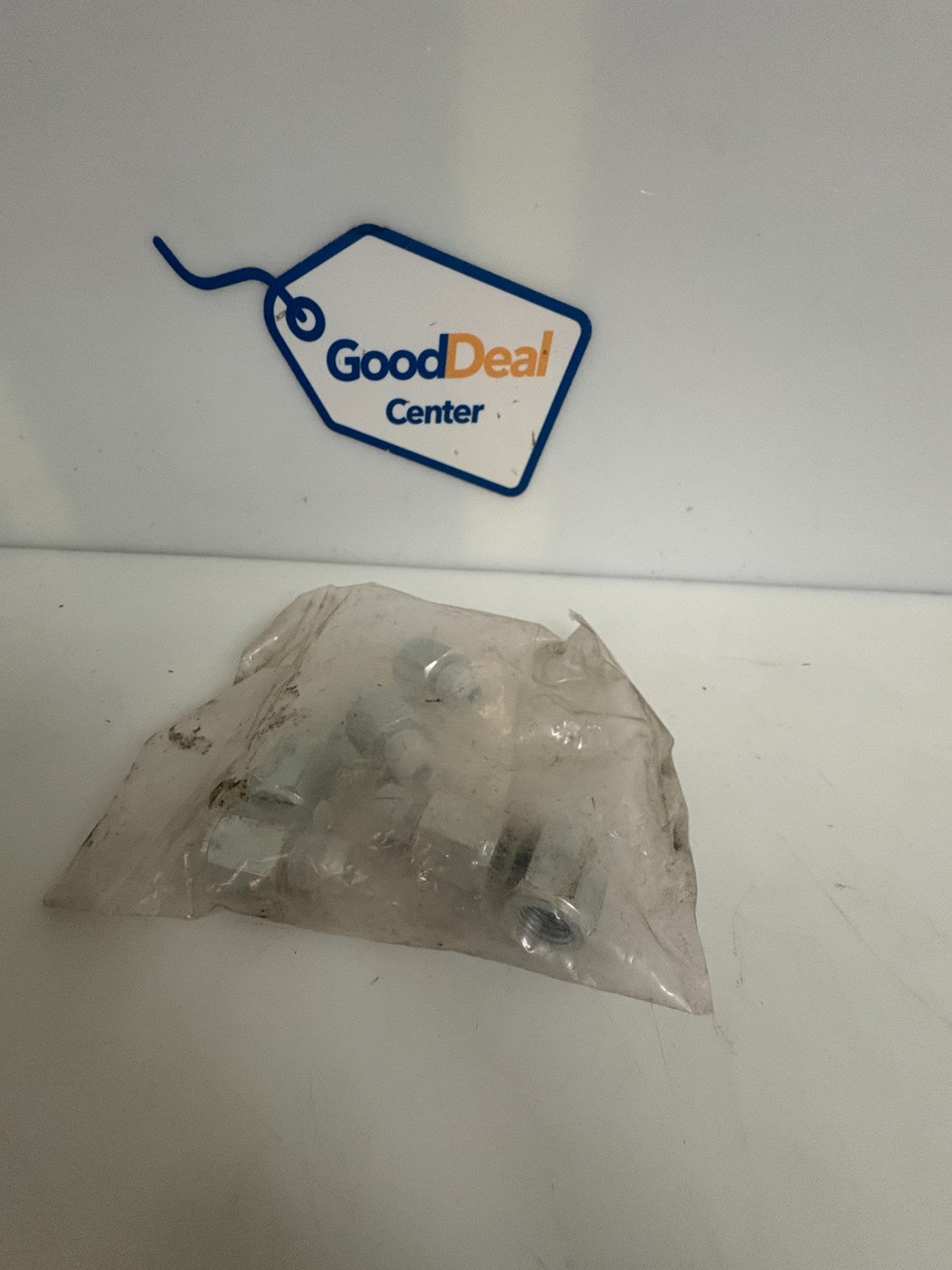LOT OF 6 ADAPTALL MALE/FEMALE FITTING 9220-04-040
