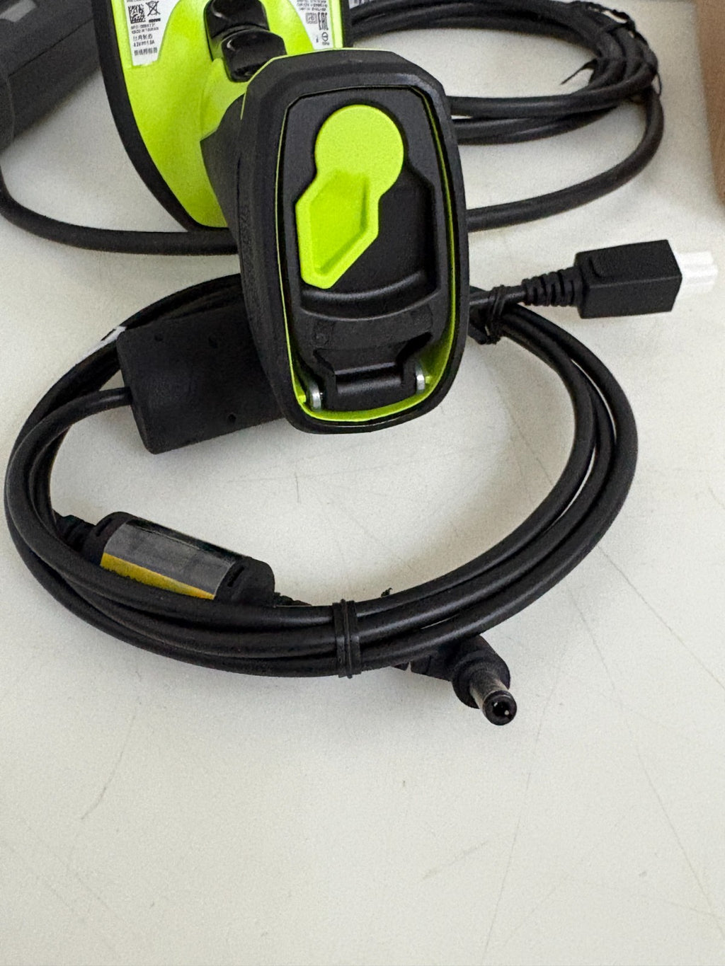 ZEBRA WIRELESS BARCODE SCANNER LI3678 6