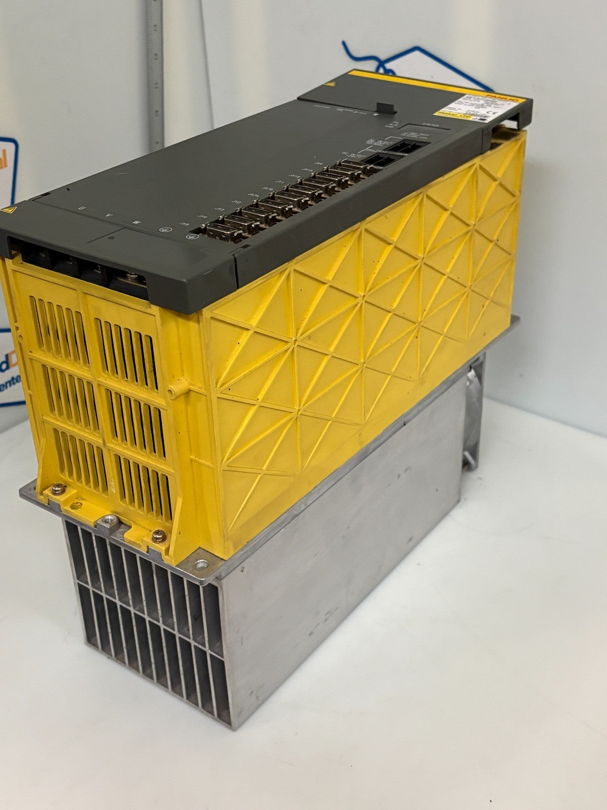 GE FANUC SPINDLE AMPLIFIER MODULE A06B-6104-H126 #H520 3