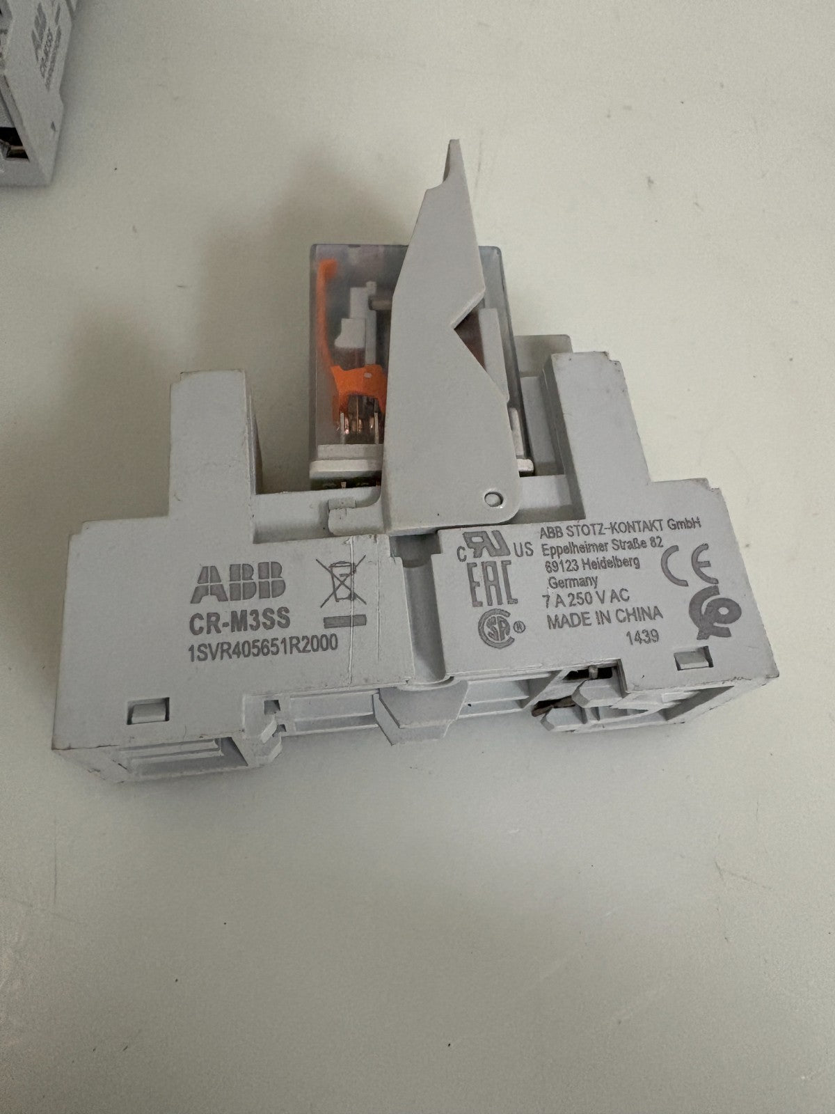 LOT OF 2 ABB RELAY MODULE CR-M024DC3 W/ABB CR-M3SS BASE AND CR-P/M 222