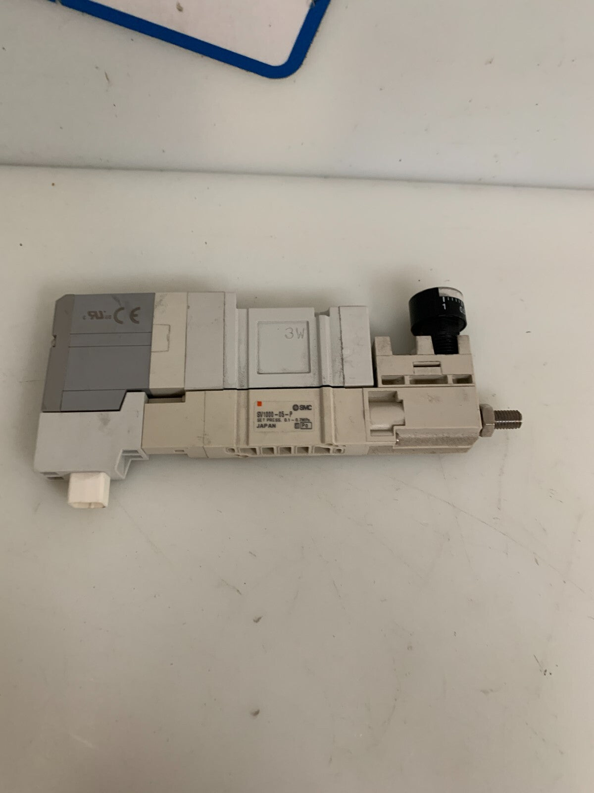 SMC 2X3/2 WAY SOLENOID VALVE SV1A00-5FU W/SV1000-05-P  AND  SMC MPA DIAL GAUGE