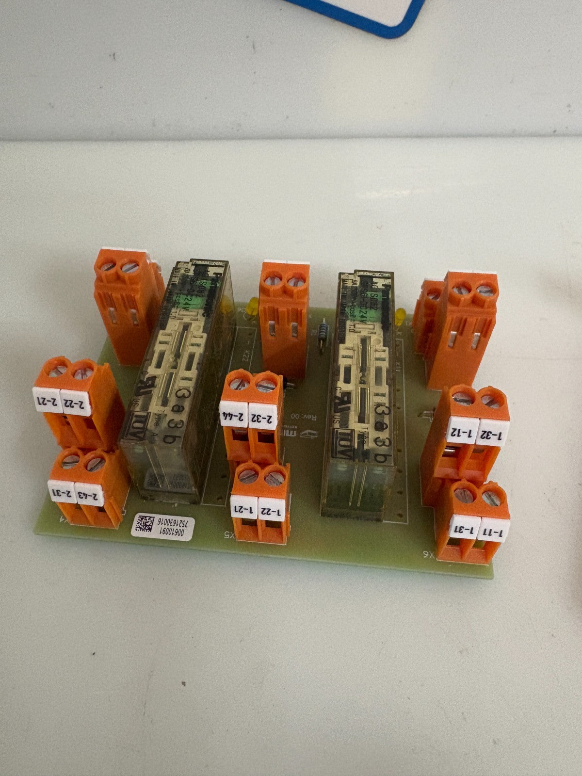 MULTIVAC 24V SAFETY RELAY 107036530