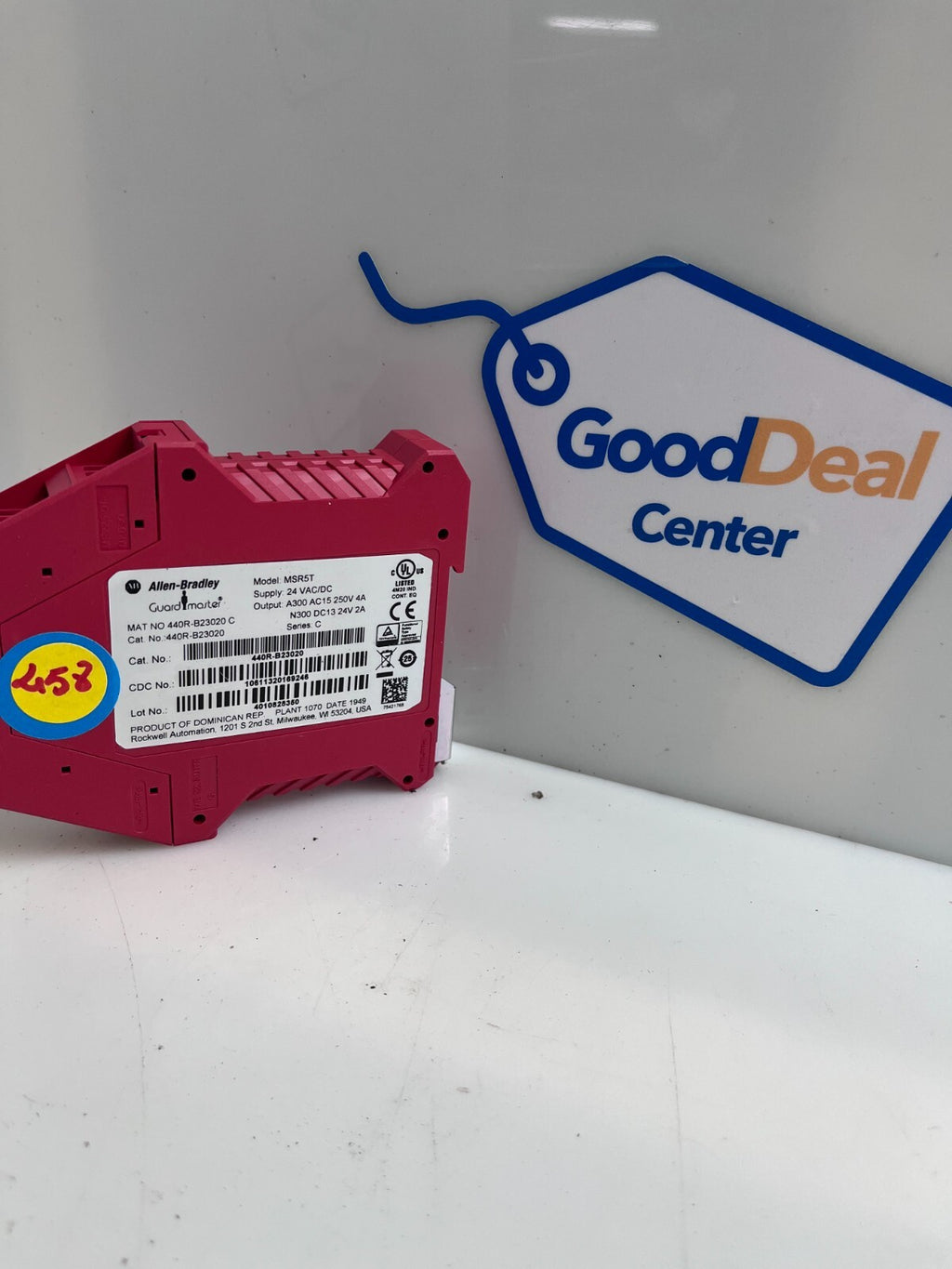 Allen-Bradley Guardmaster Safety Relay MSR5T 440R-B23020 Ser. C