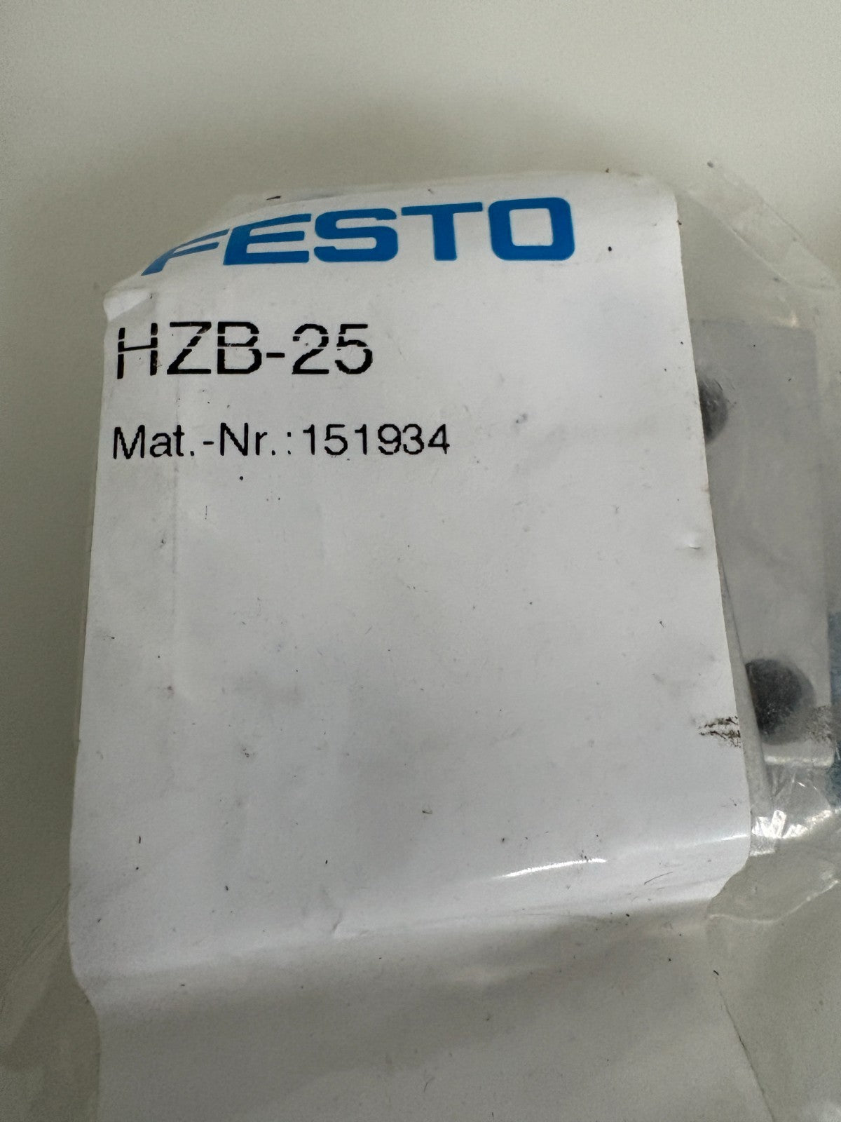 LOT OF 4 FESTO FOOT MOUNTING HZB-25 151934