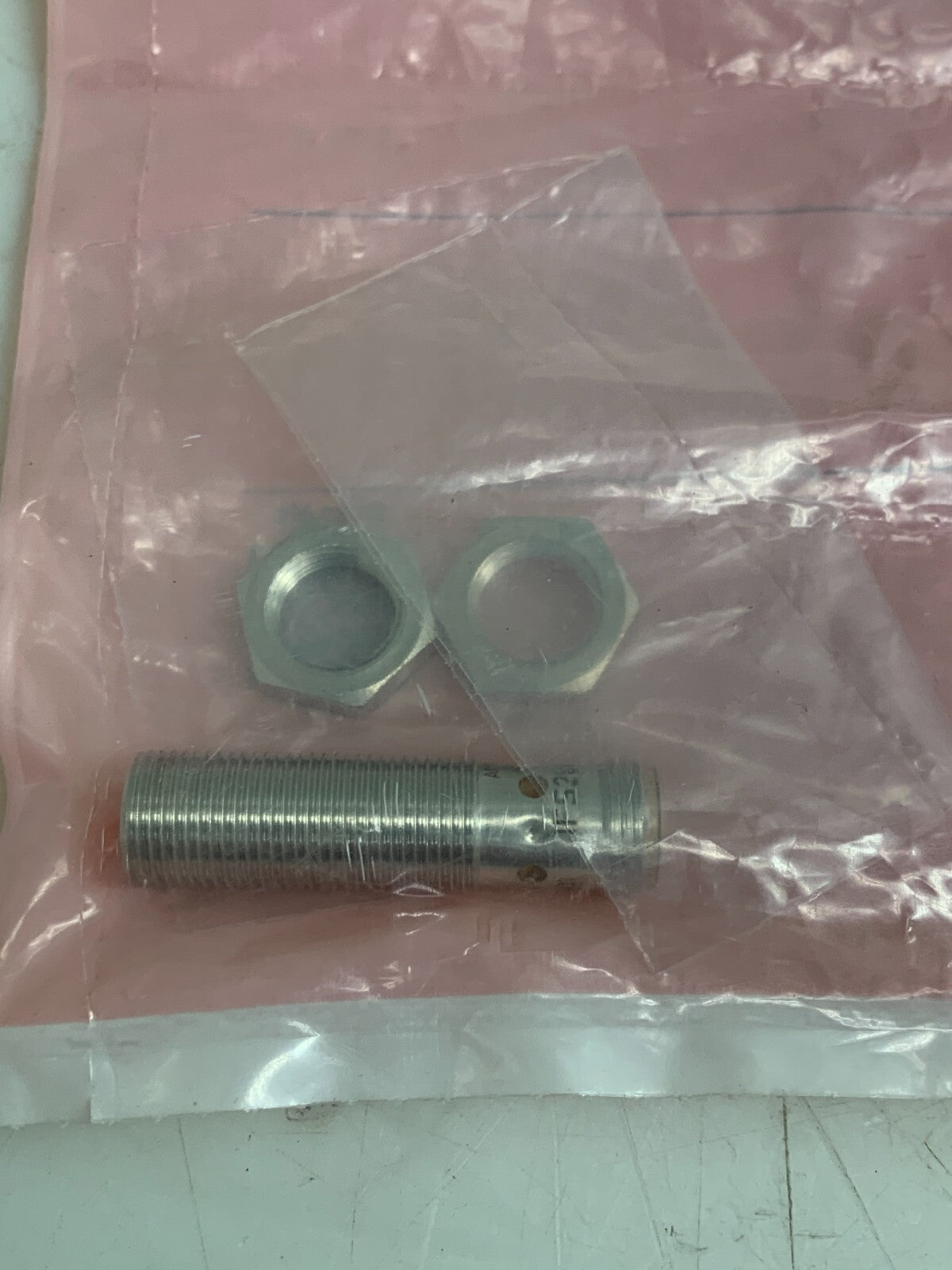 IFM IFB3004BBPKG/M/US-104-DPS  /  IFS204  Inductive Sensor