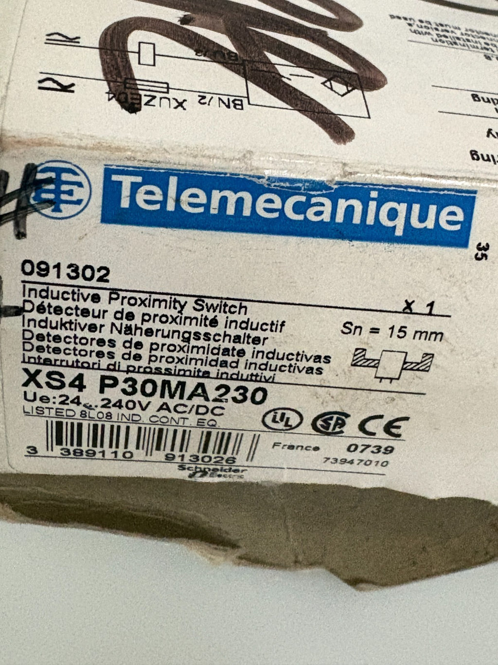 TELEMECANIQUE INDUCTION PROXIMITY SENSOR XS4 P30MA230