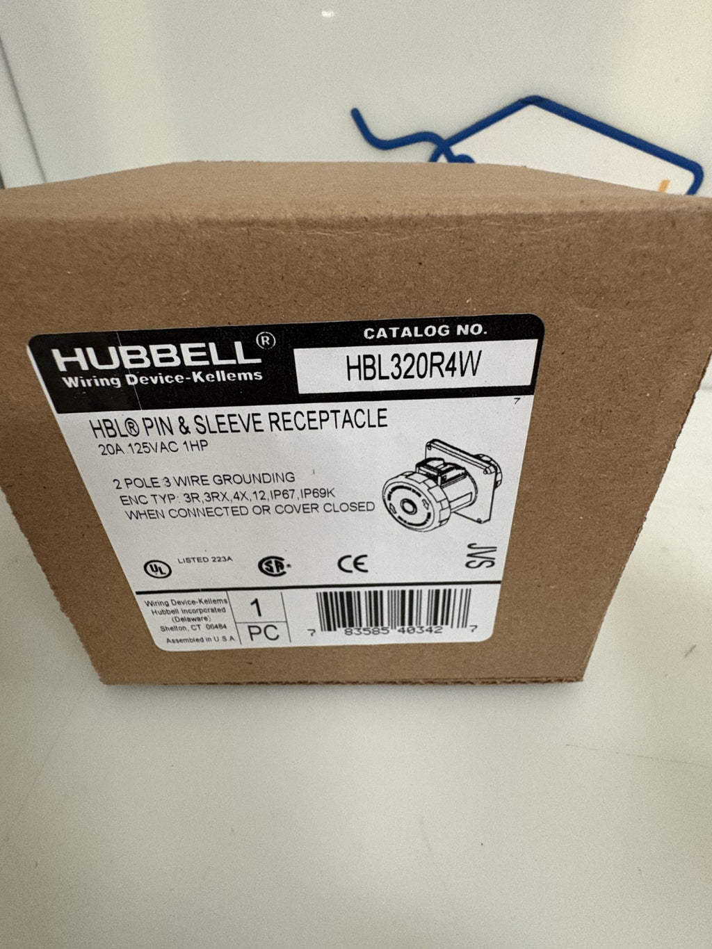 HUBBELL HBL PIN & SLEEVE RECEPTACLE HBL320R4W